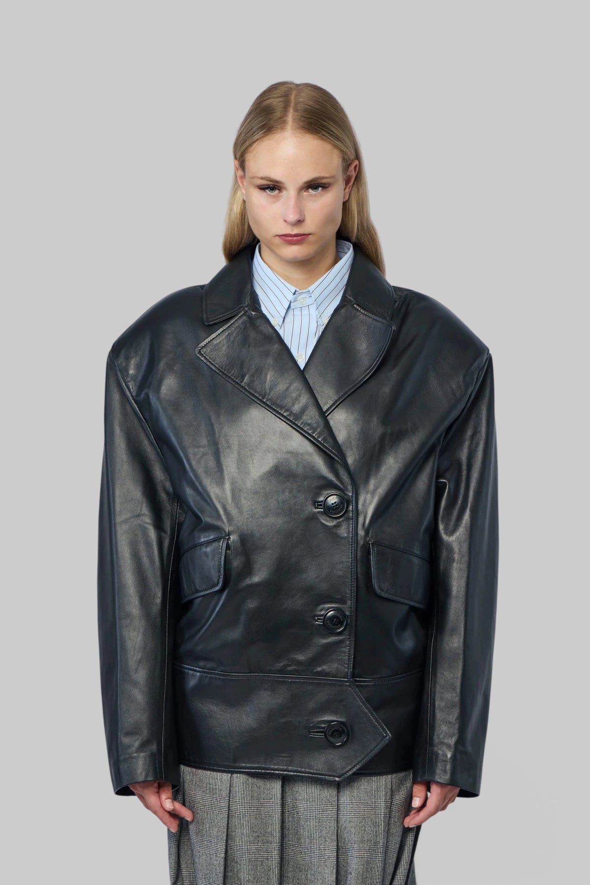Vaquera - Women Leather Overcoat - LABELS