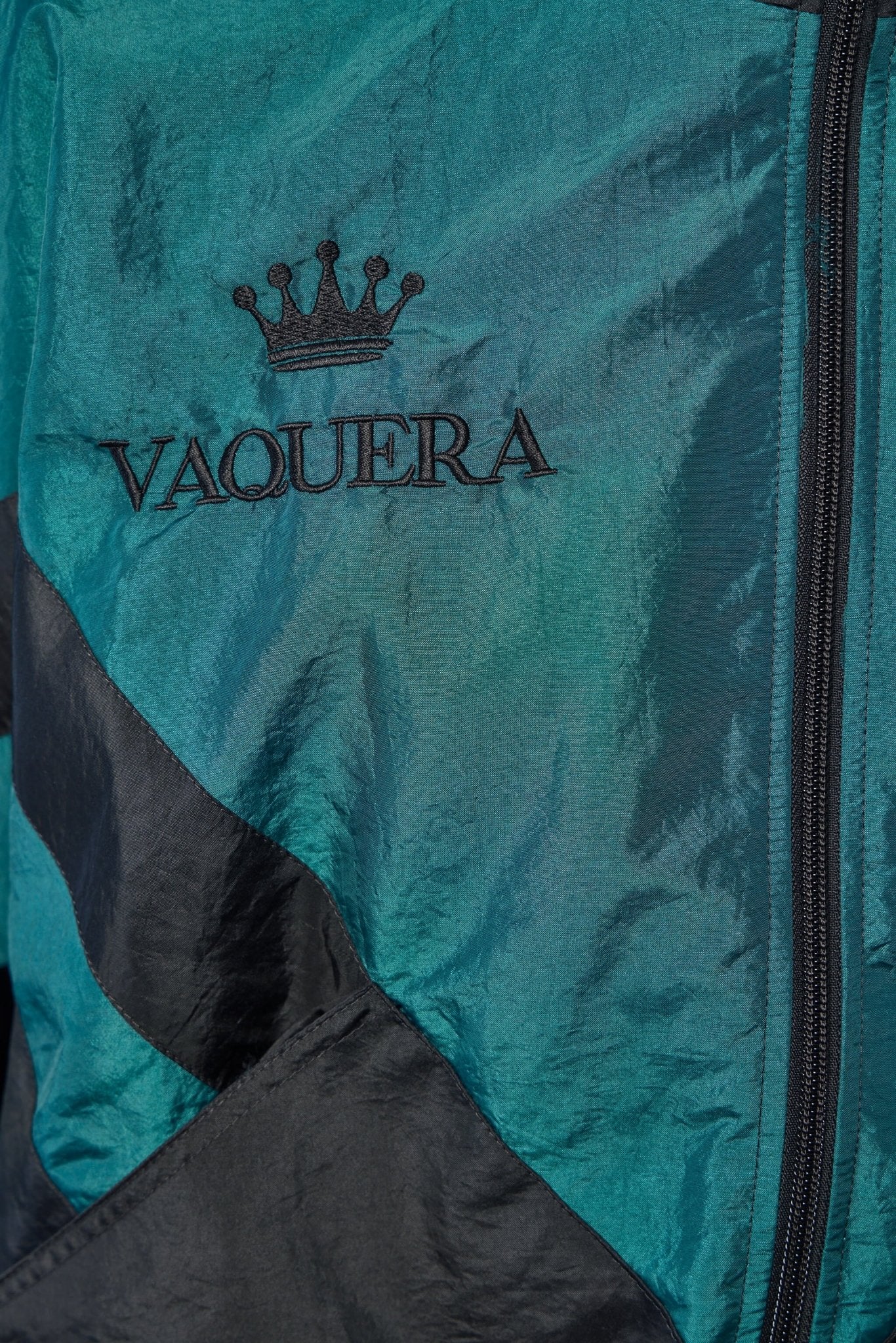 Vaquera - Women Windbreaker Woven - LABELS