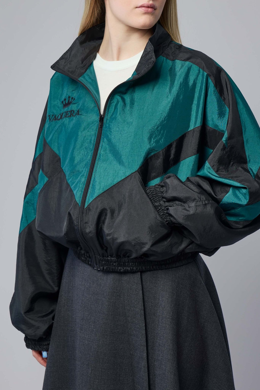 Vaquera - Women Windbreaker Woven - LABELS