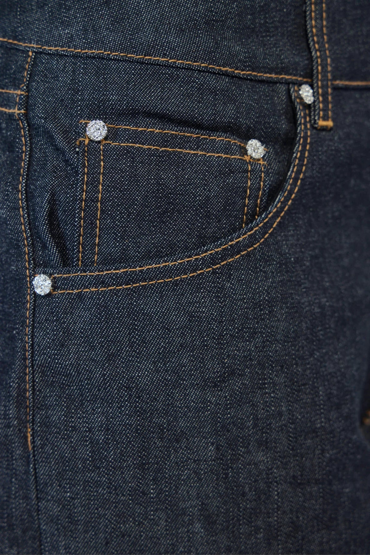 Veneda Carter - Slim Jean - LABELS