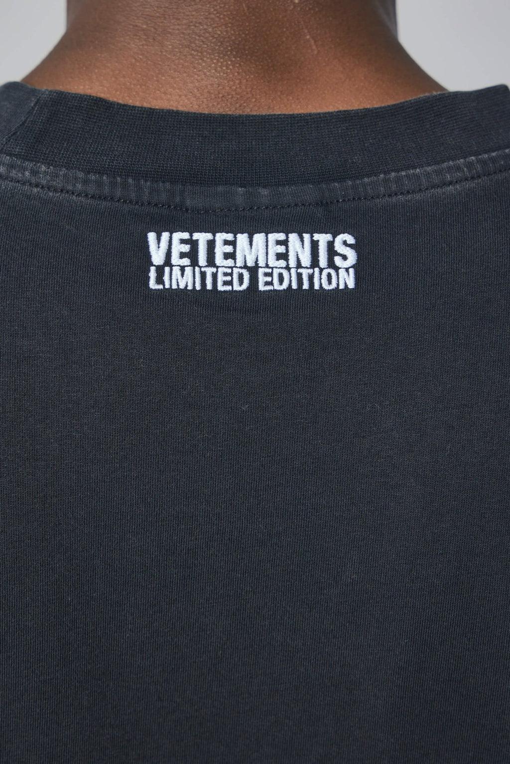 Vetements - Iconic Logo T-shirt - LABELS