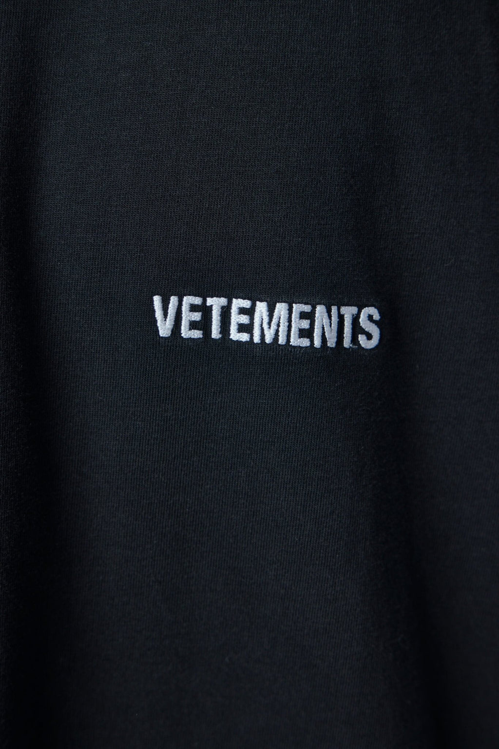 Vetements - Iconic Logo T-shirt - LABELS