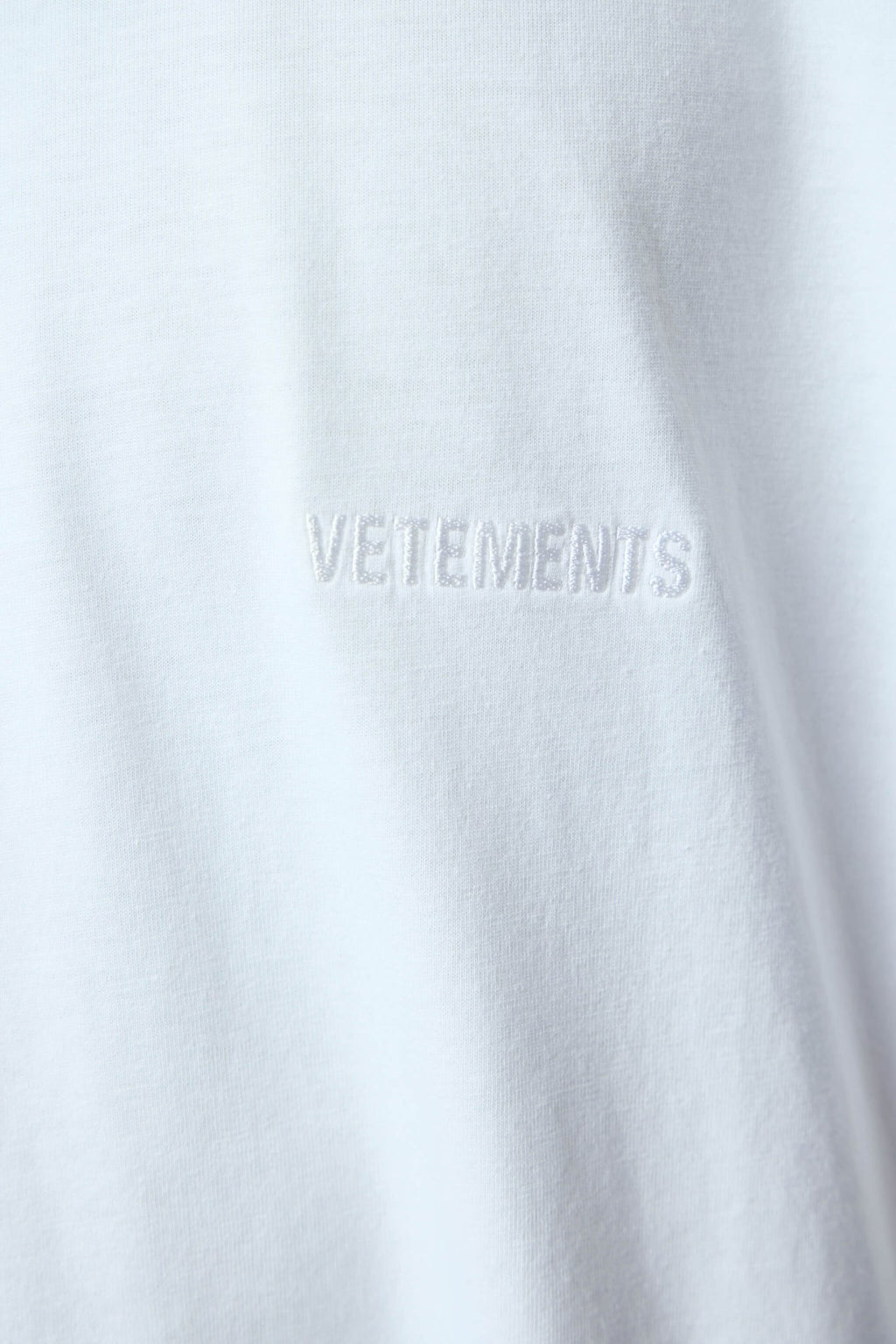 Vetements - Iconic Logo T-shirt - LABELS