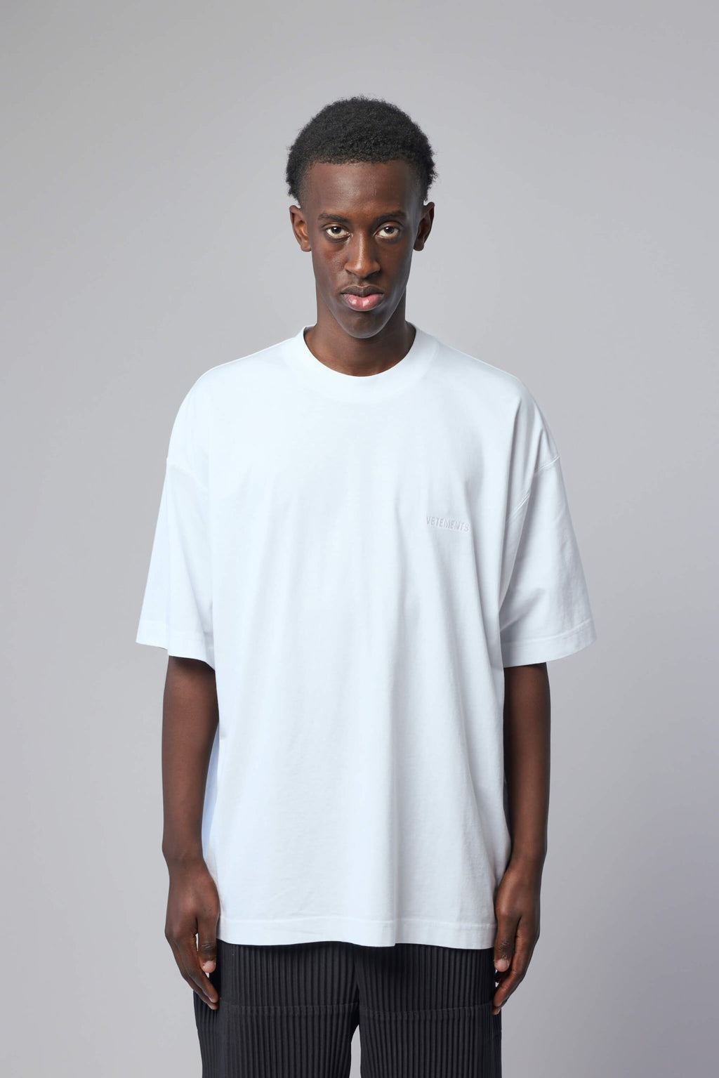 Vetements - Iconic Logo T-shirt - LABELS
