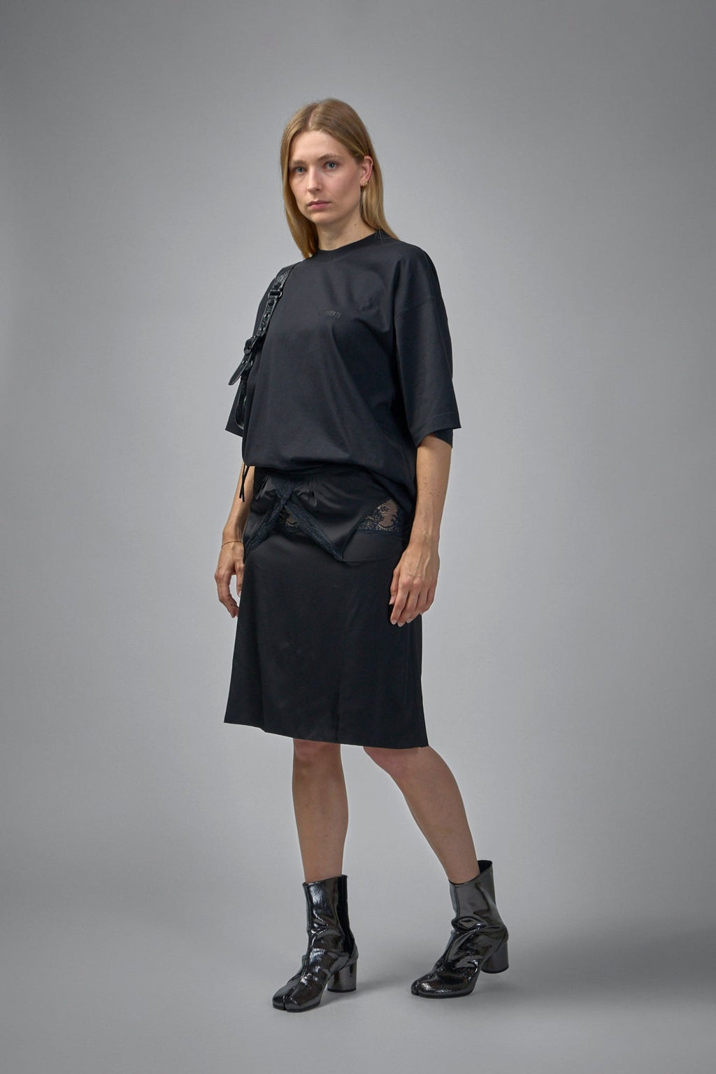 Vetements - Logo Regular T-Shirt - LABELS