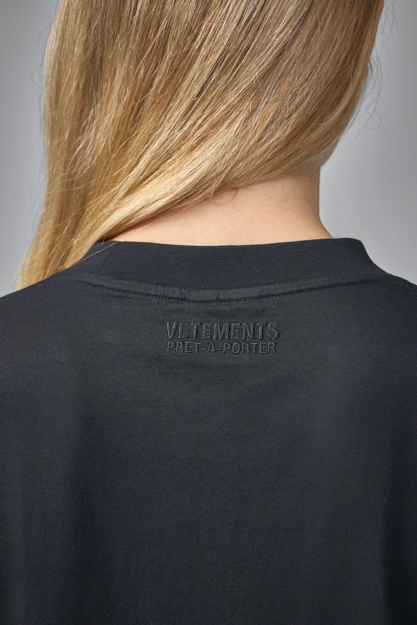 Vetements - Logo Regular T-Shirt - LABELS
