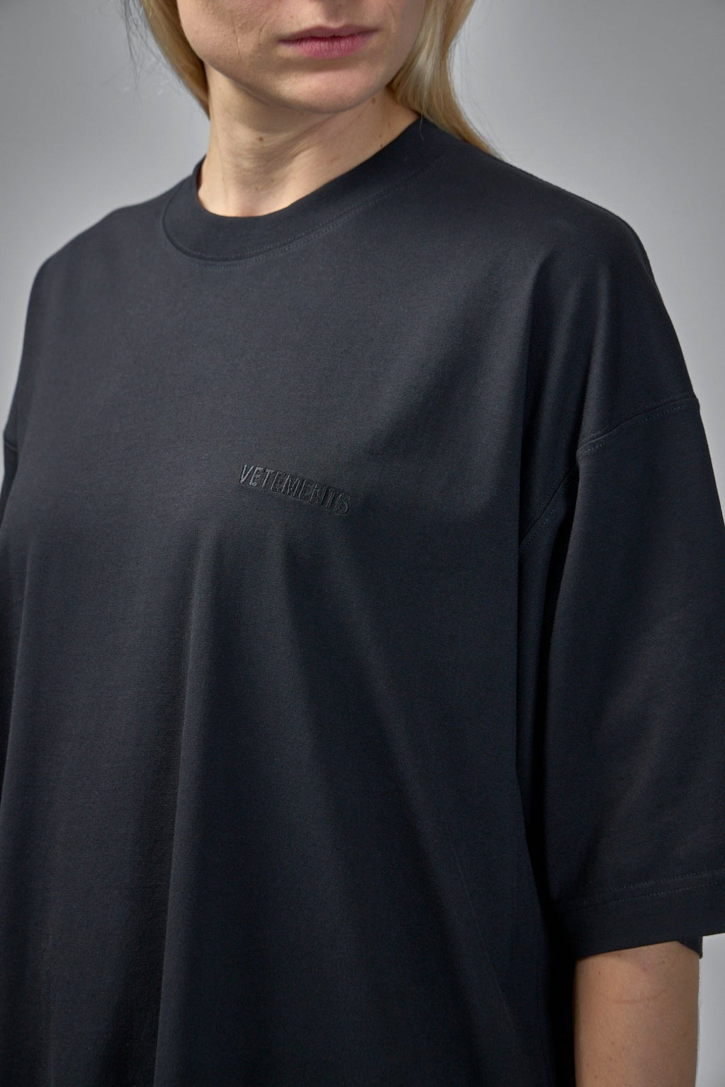 Vetements - Logo Regular T-Shirt - LABELS