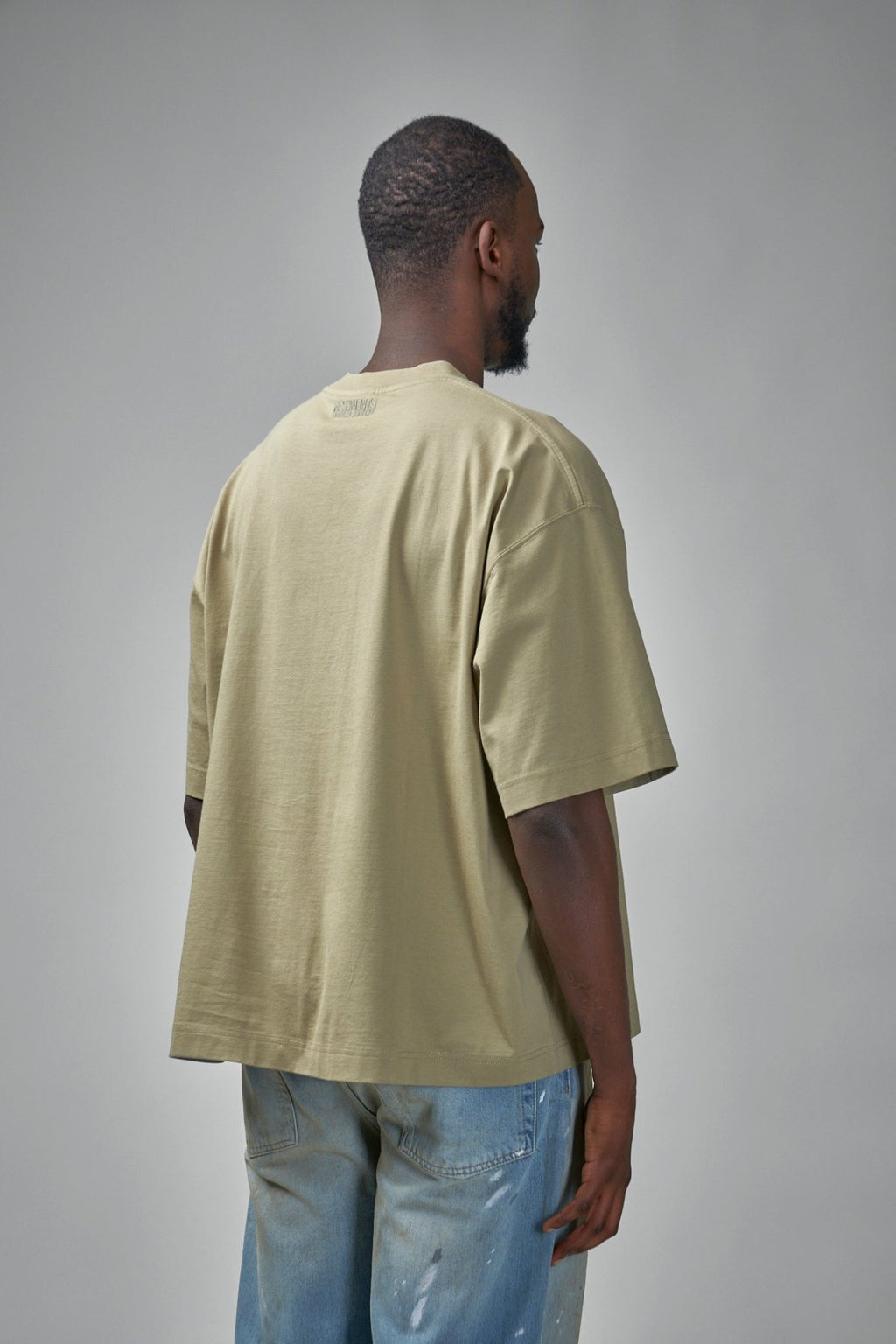 Vetements - Oval Logo Cropped Boxy T-Shirt - LABELS