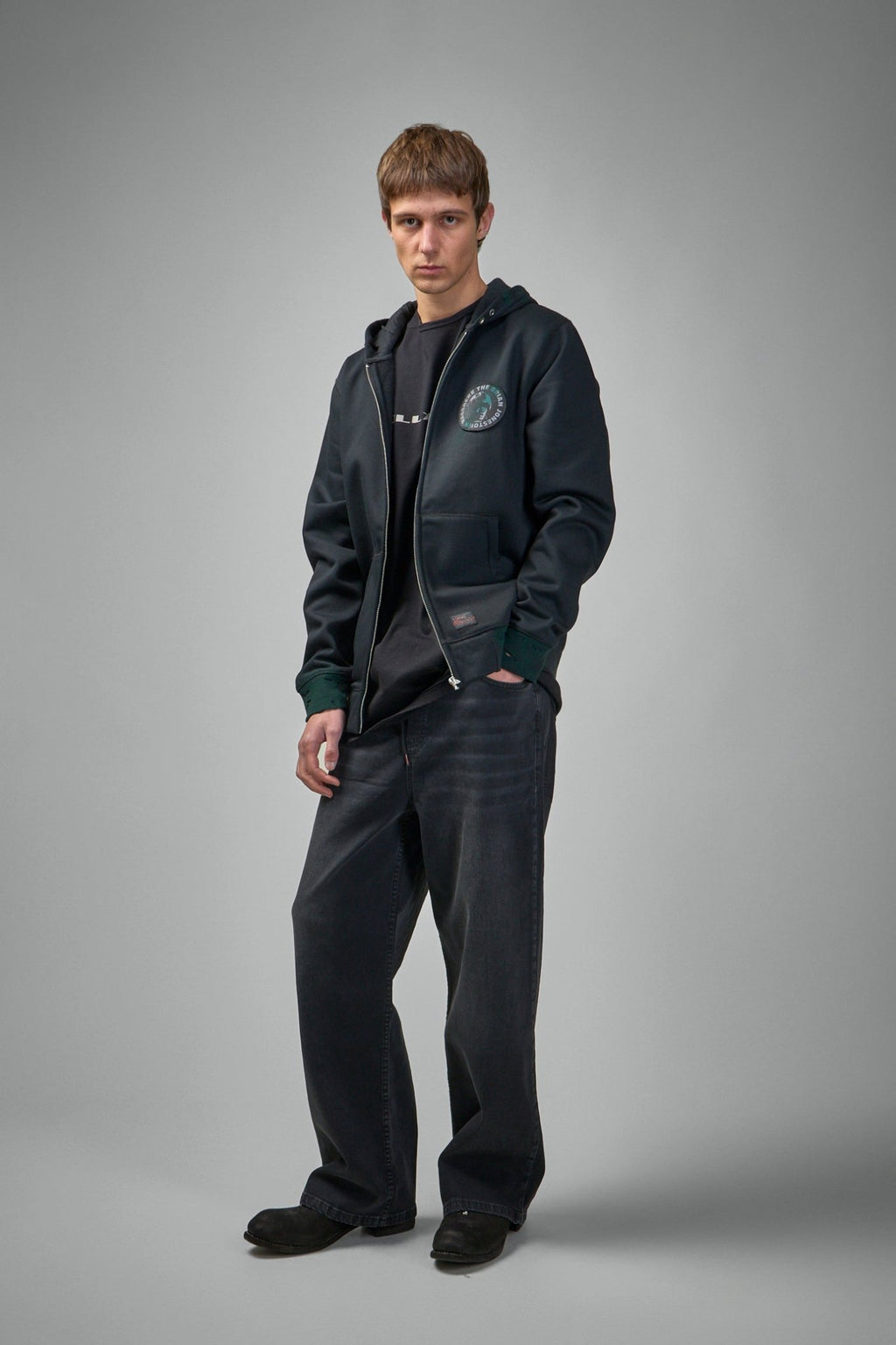 Vintage Industries - KH Hooded Vest black - LABELS