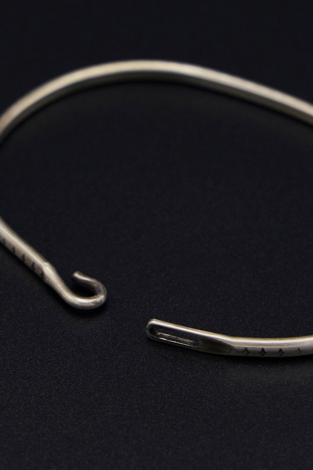 Werkstatt MüNchen - Bangle Hook Pattern - LABELS