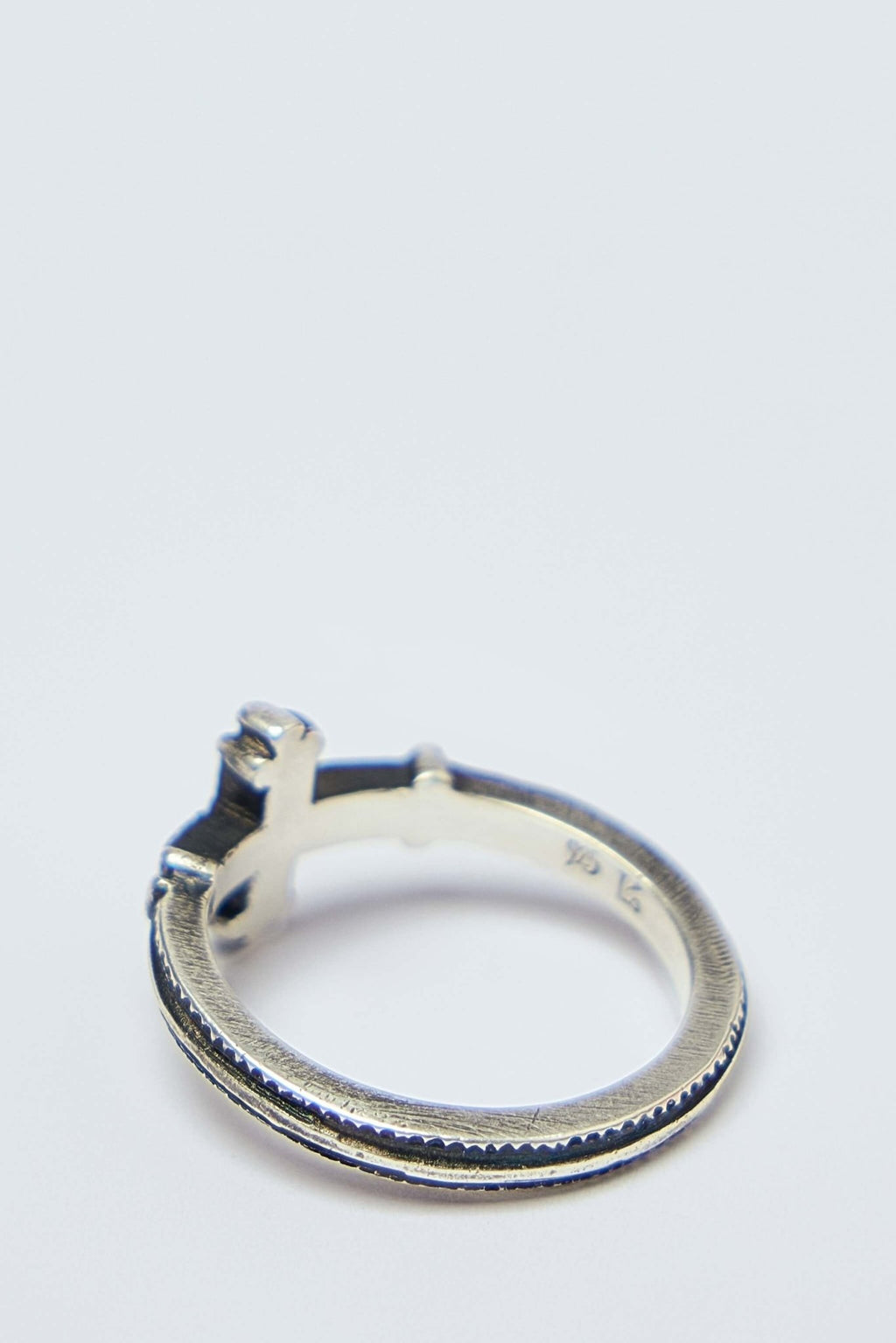 Werkstatt MüNchen - Ring Symbol Cross - LABELS