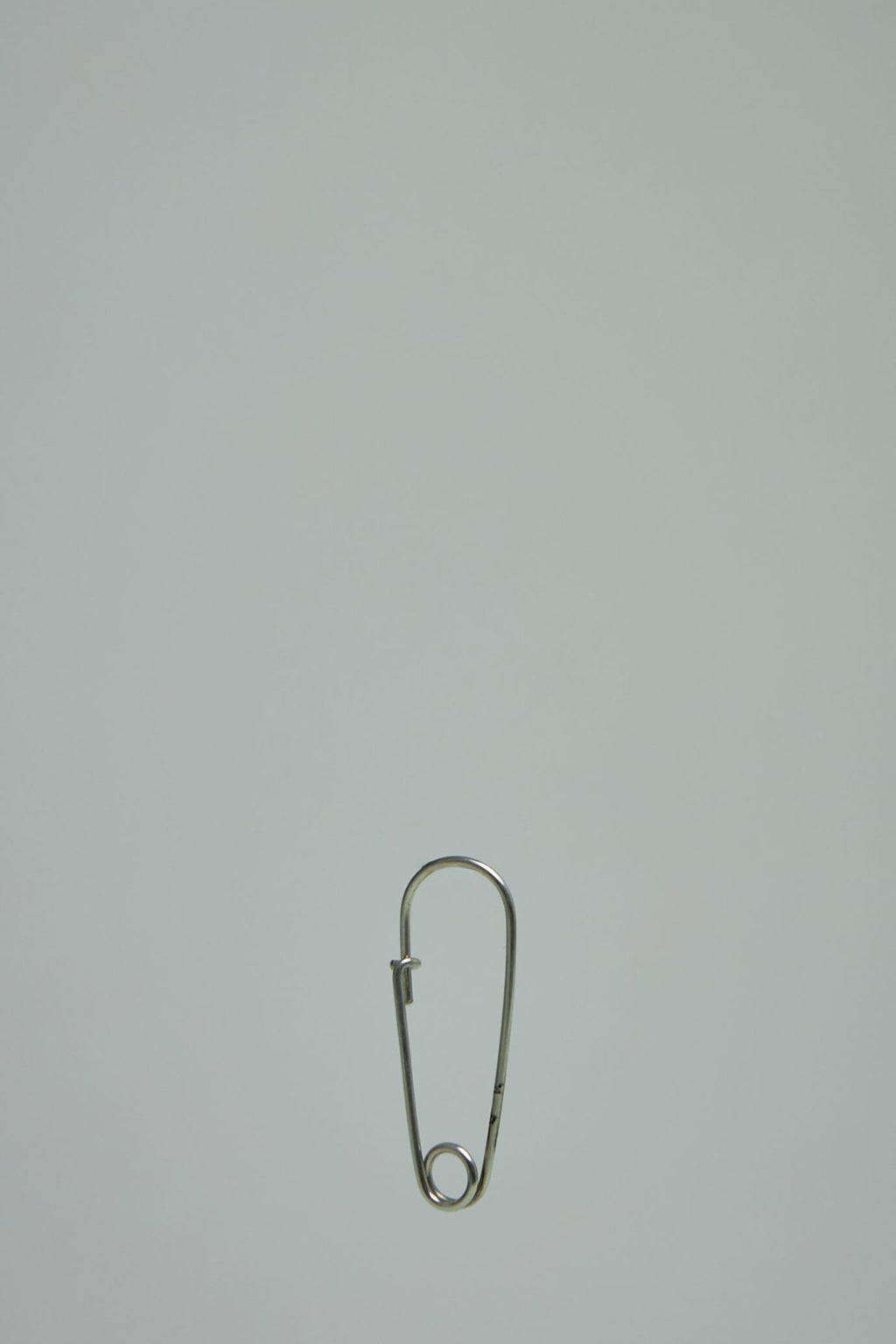 Werkstatt München - Earrings Safety Pin Fine - LABELS