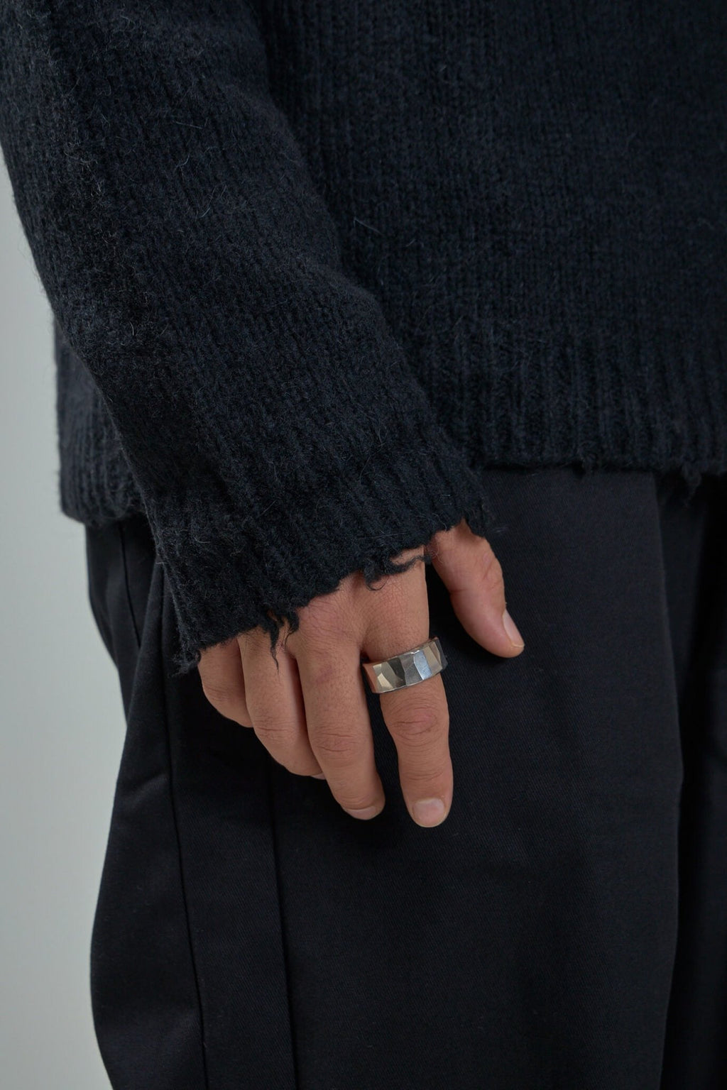 Werkstatt München - Ring Rough Hammered Silver - LABELS