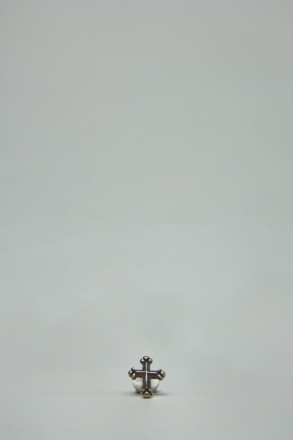 Werkstatt München - Studs Cross - LABELS