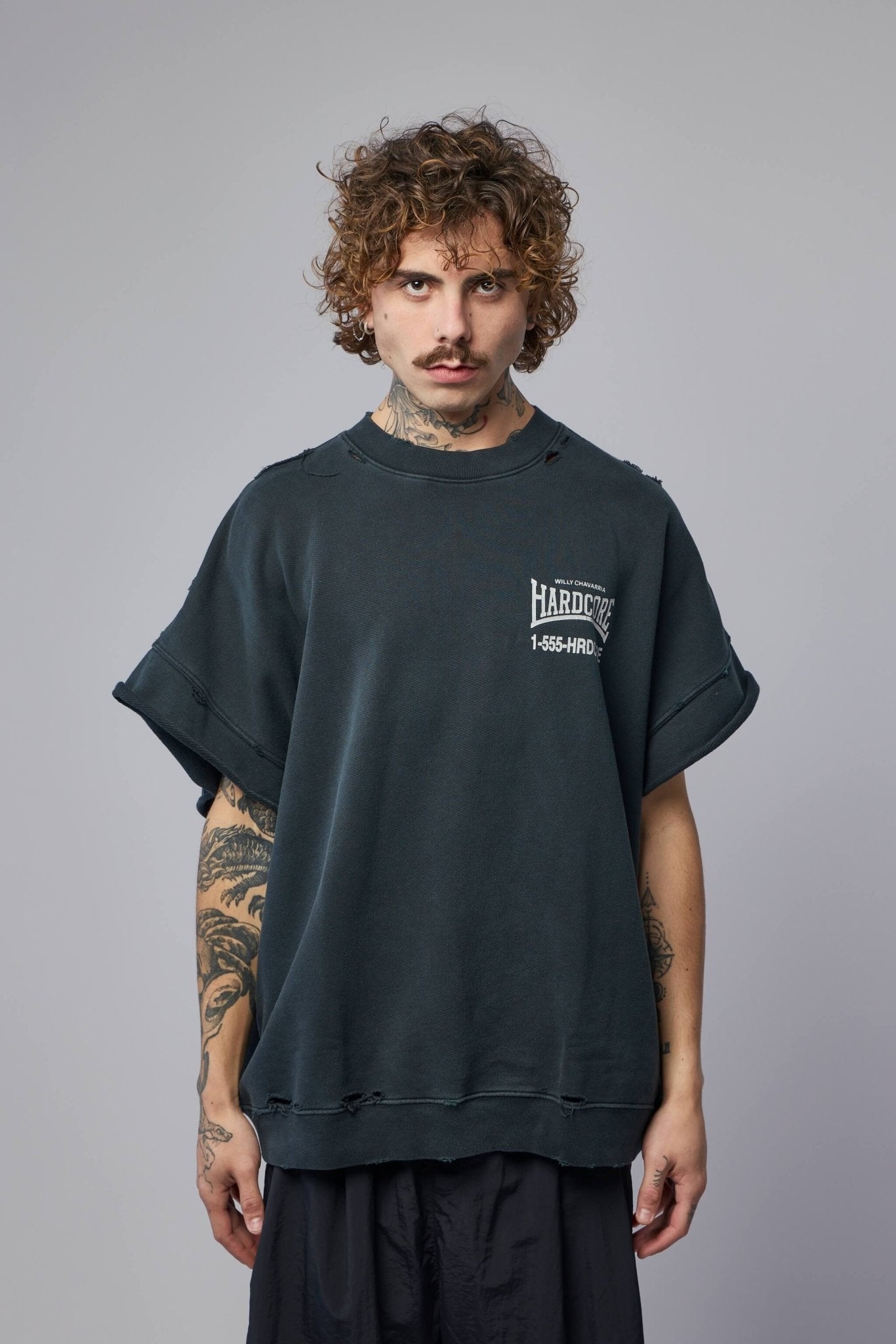 Willy Chavarria - "hardcore" - Muscle Tee - LABELS