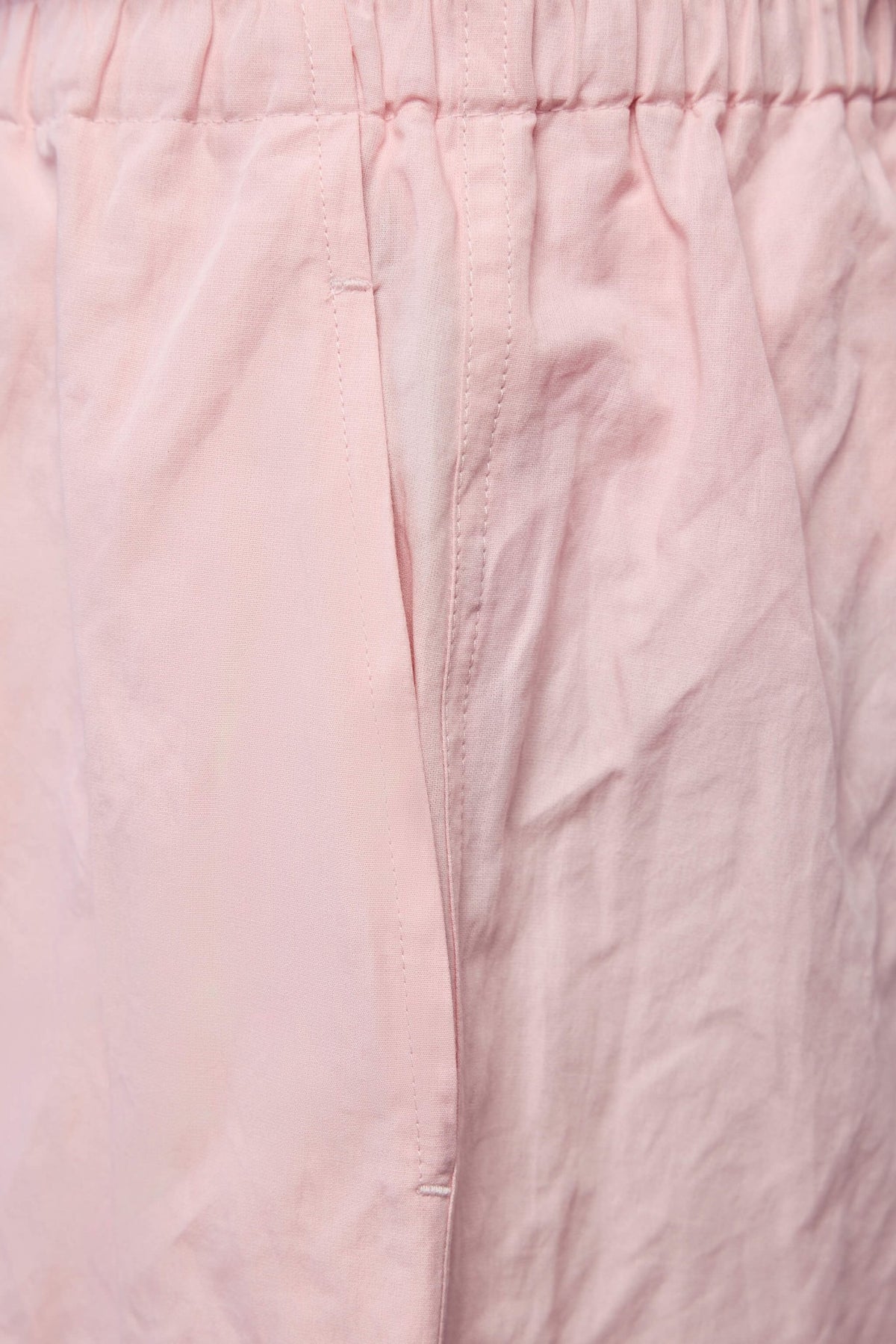 Detail shot of wrinkled texture and premium cotton construction
