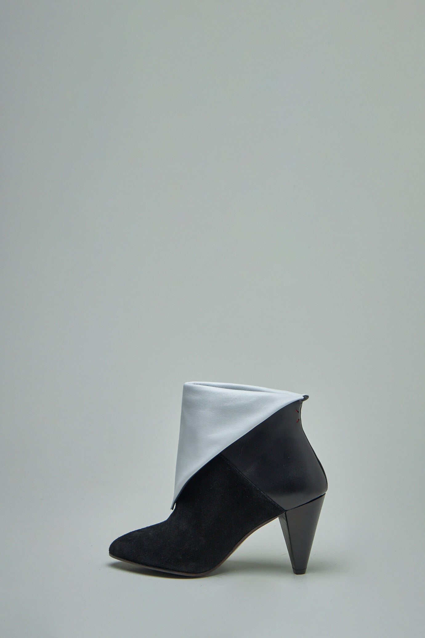 M.A+ by Maurizio Amadei | Back Zip High Heel Short Boot 39-