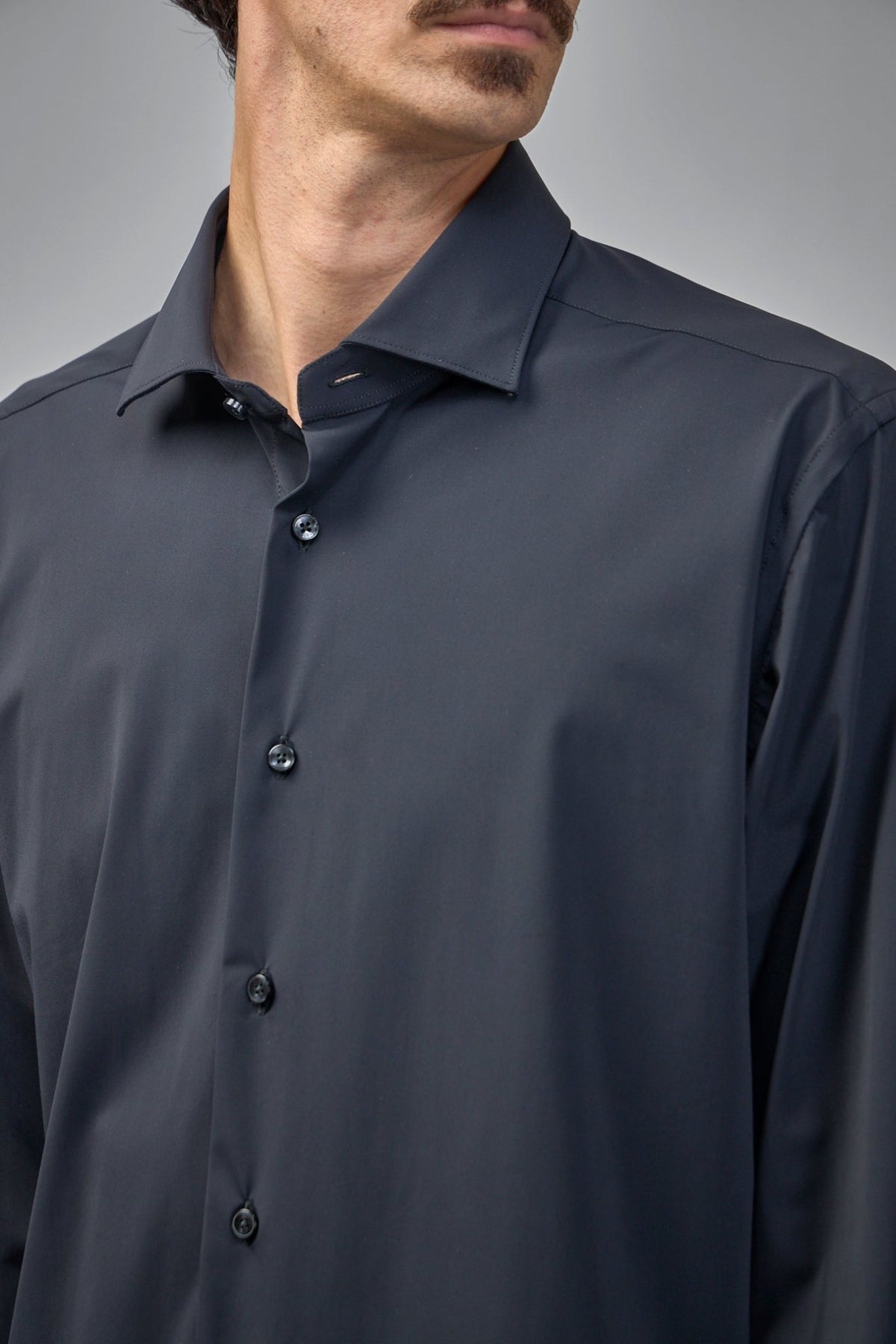 Xacus Active Shirt collar and cuff construction detail