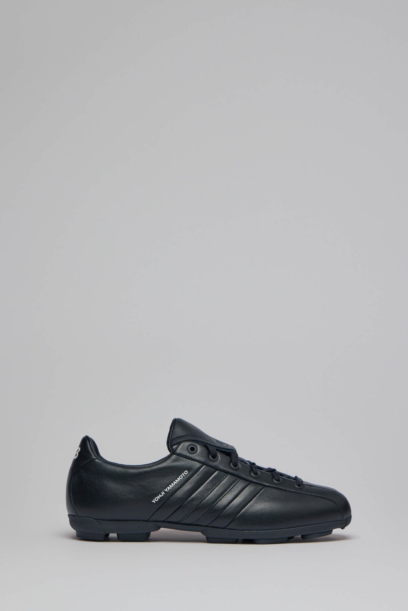 Y-3 Yohji Yamamoto Low Top Sneakers - Field – LABELS