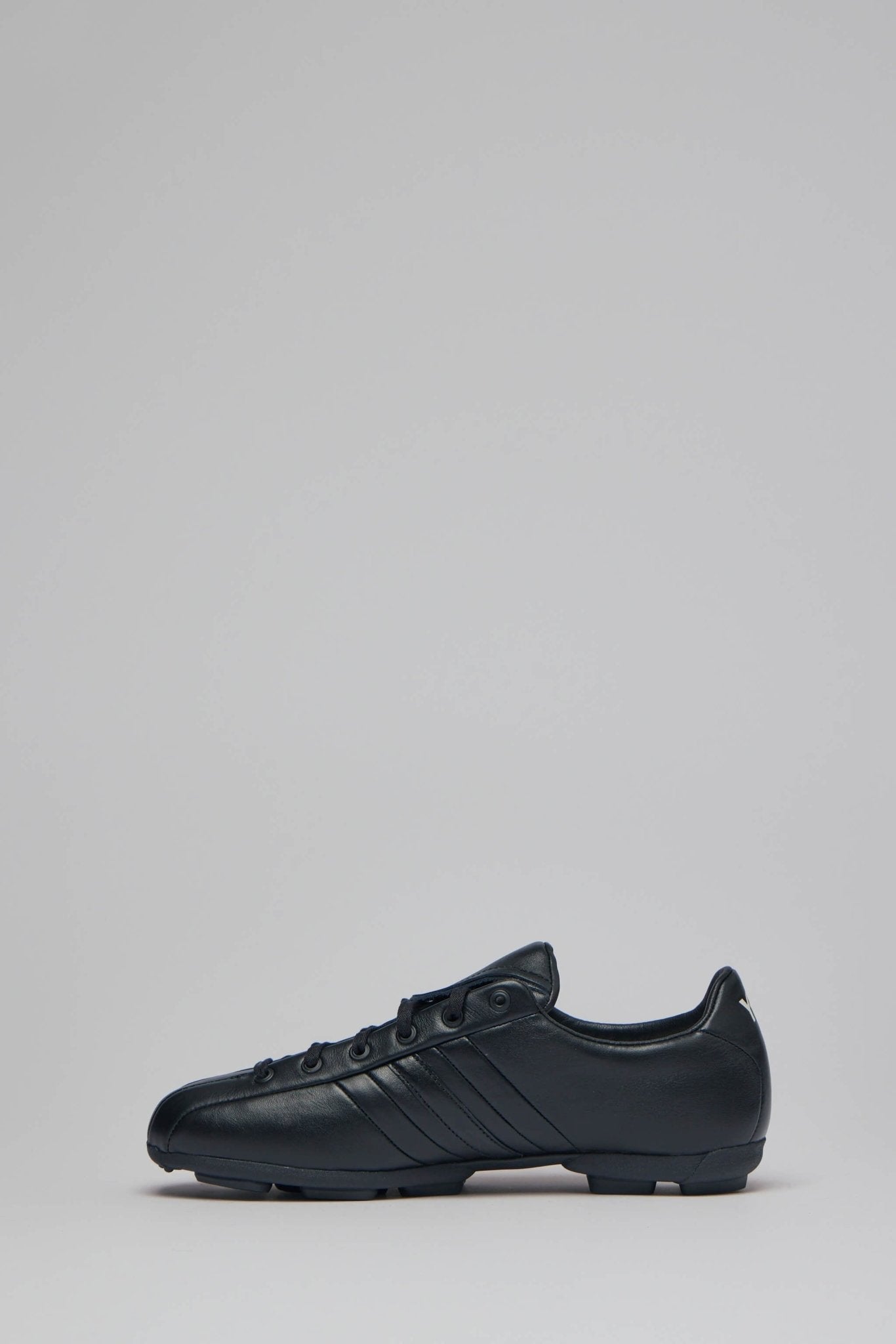 Y-3 Yohji Yamamoto Low Top Sneakers - Field – LABELS