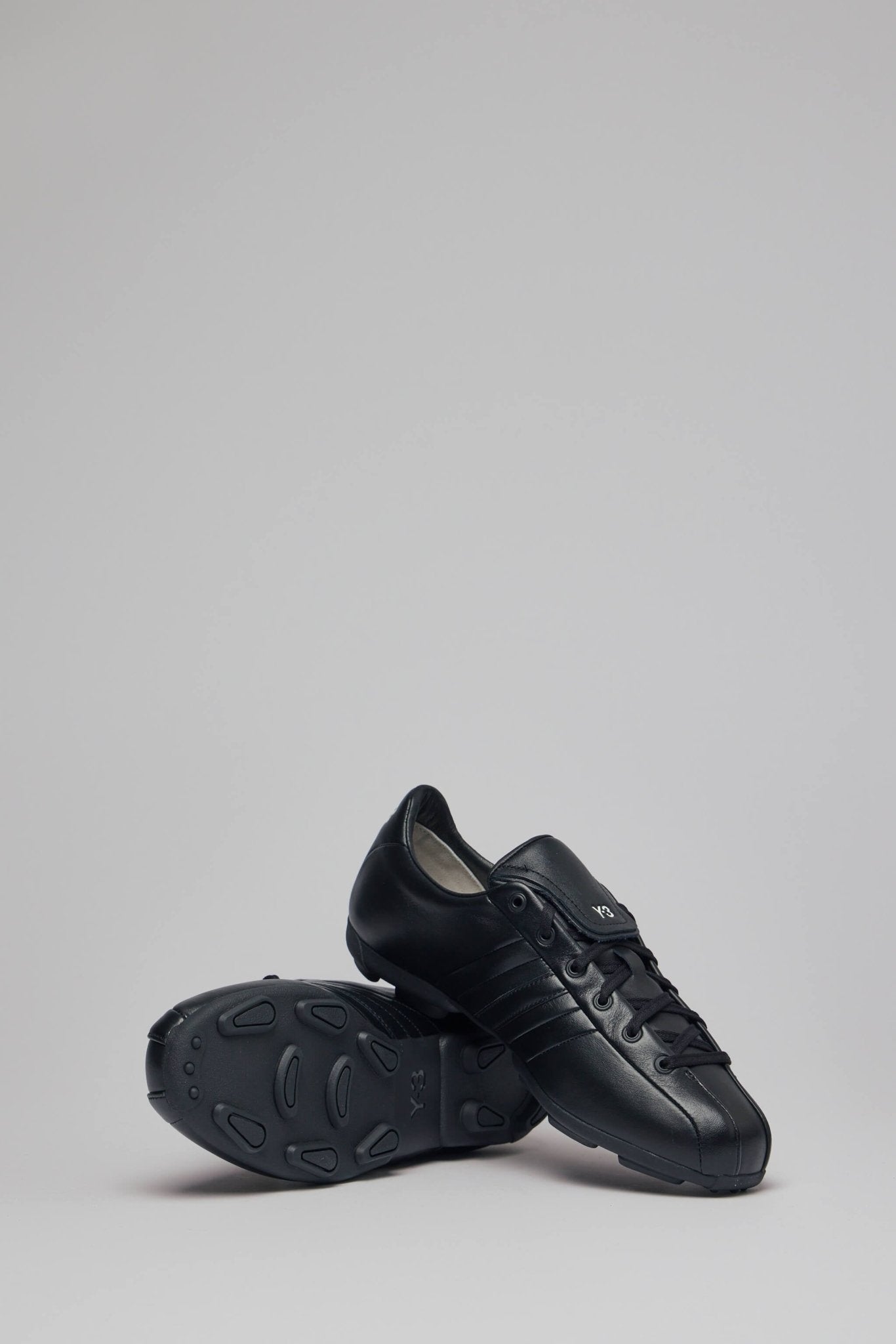 Y-3 Yohji Yamamoto Low Top Sneakers - Field – LABELS