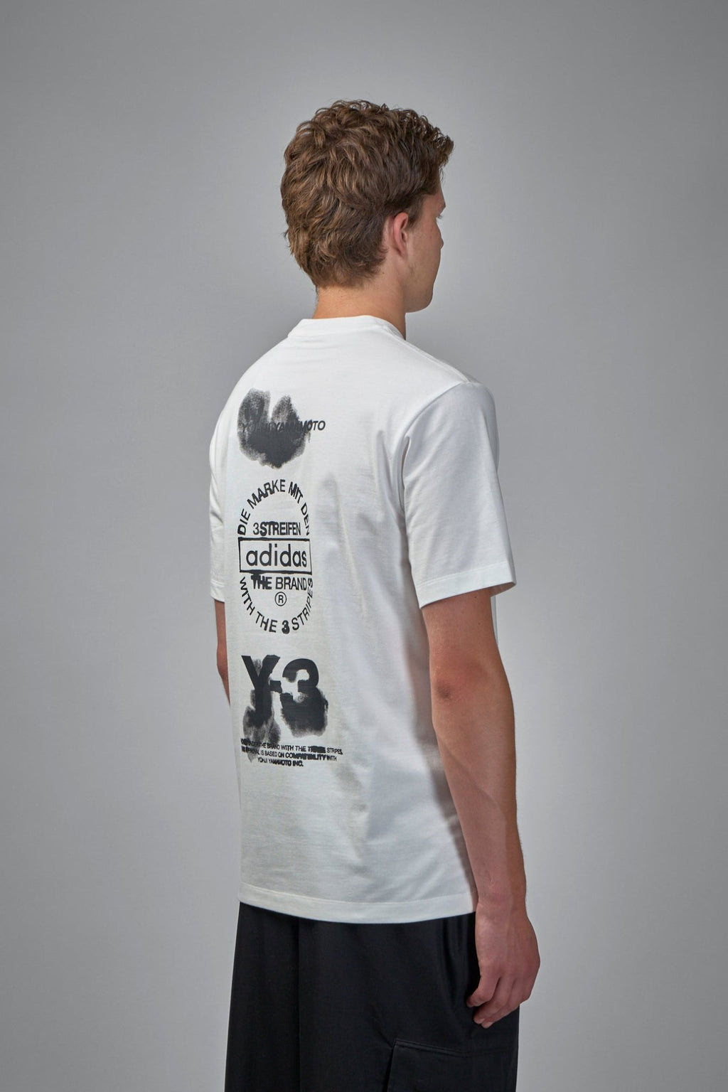 Y - 3 Yohji Yamamoto - GFX Short Sleeve Tee - LABELS