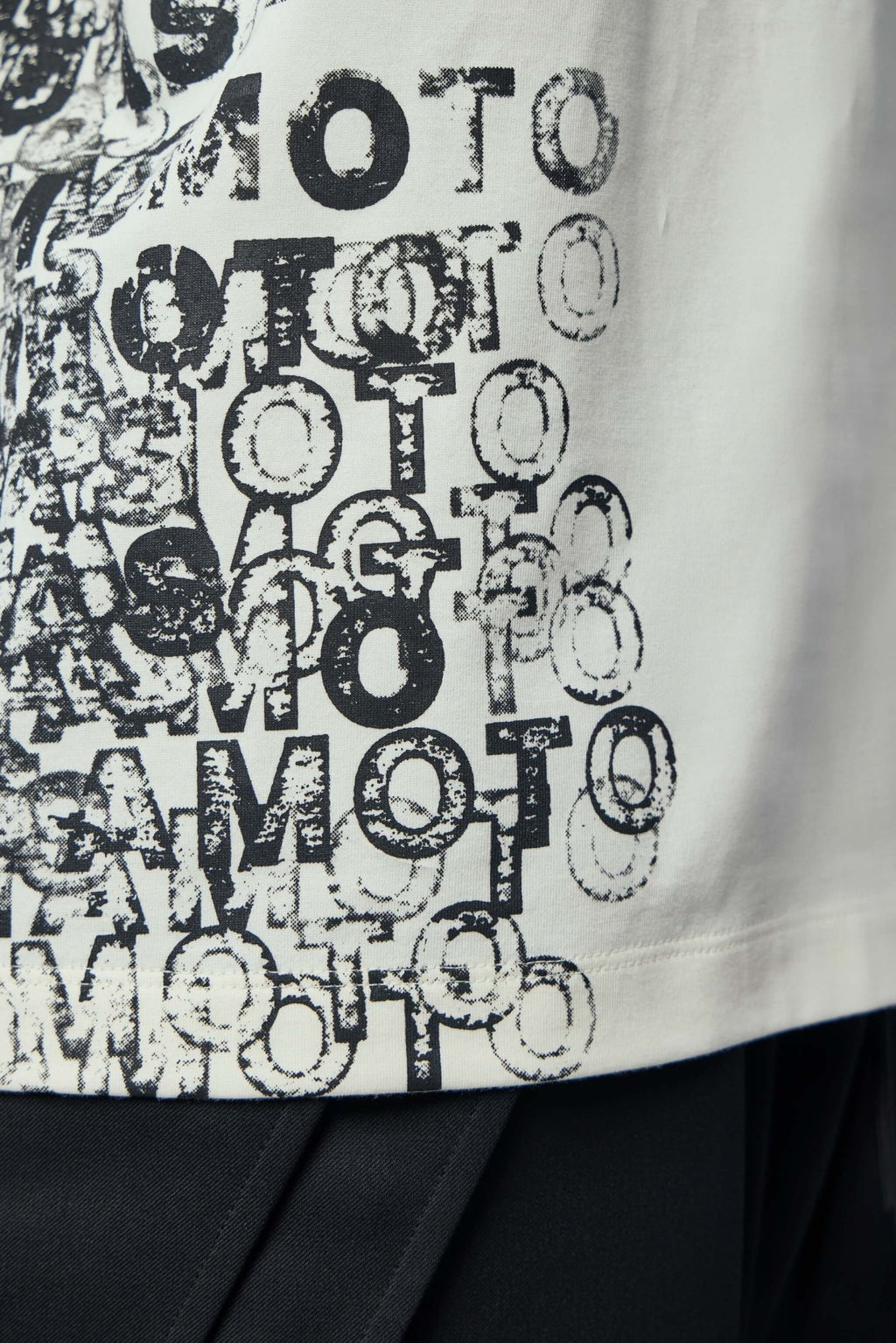 Y - 3 Yohji Yamamoto - Gfx Ss Tee - LABELS