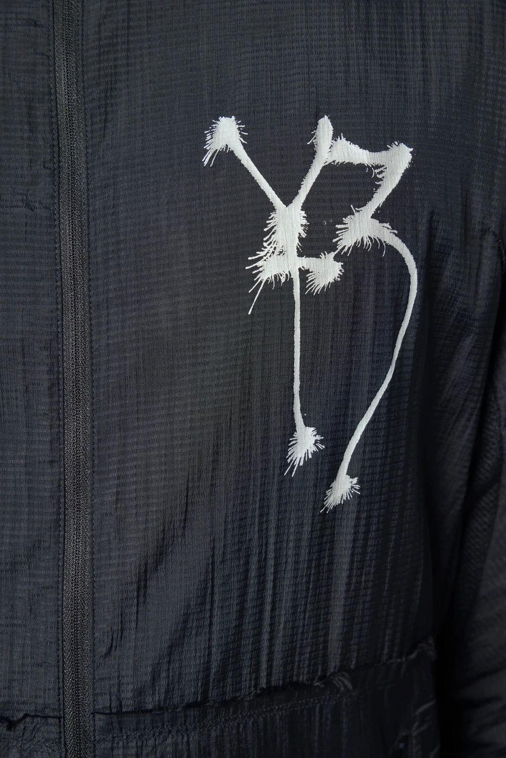Y-3 Yohji Yamamoto - M GFX Run Jacket - LABELS