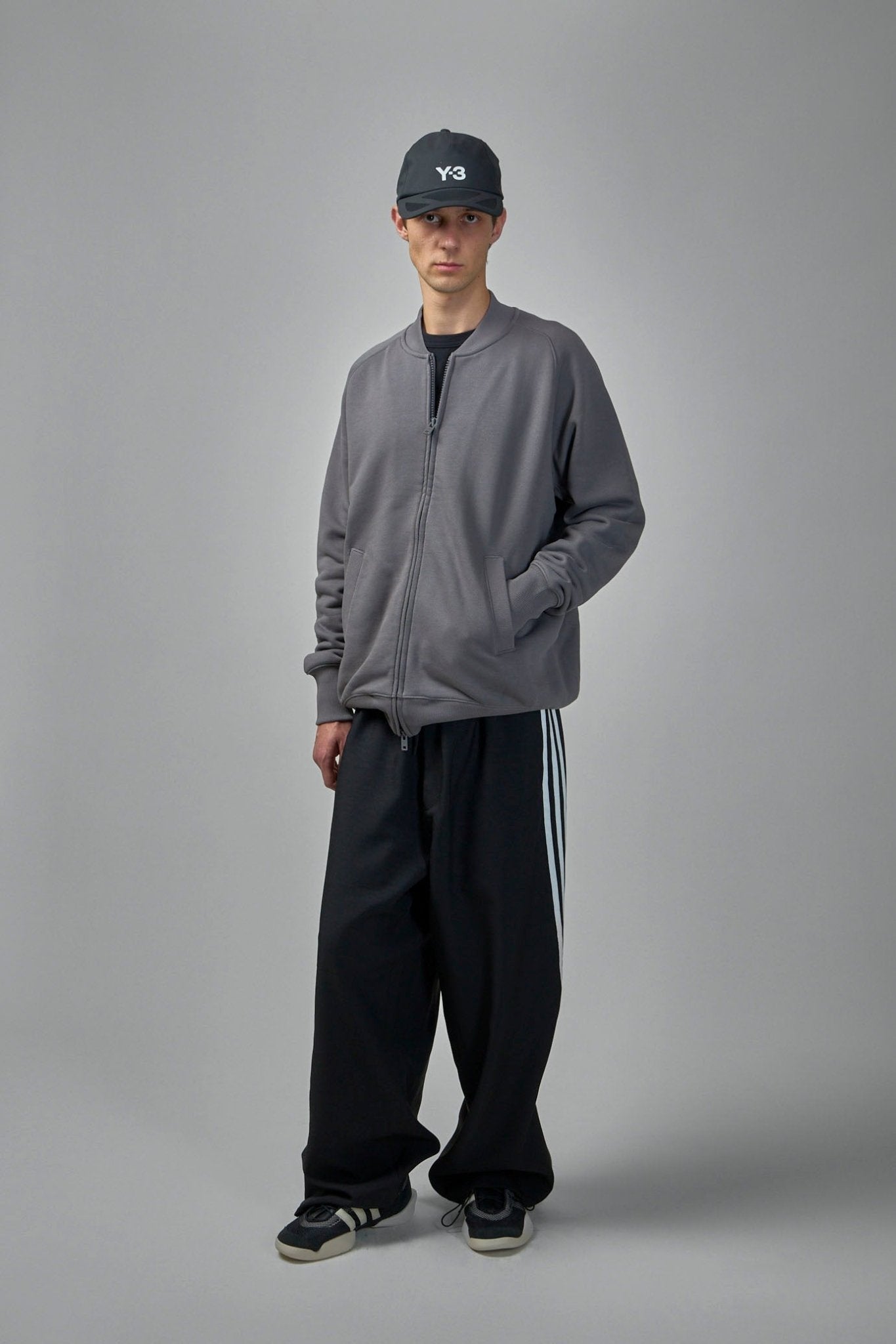 Y-3 Yohji Yamamoto Zip-Ups M Track Top Granit – LABELS