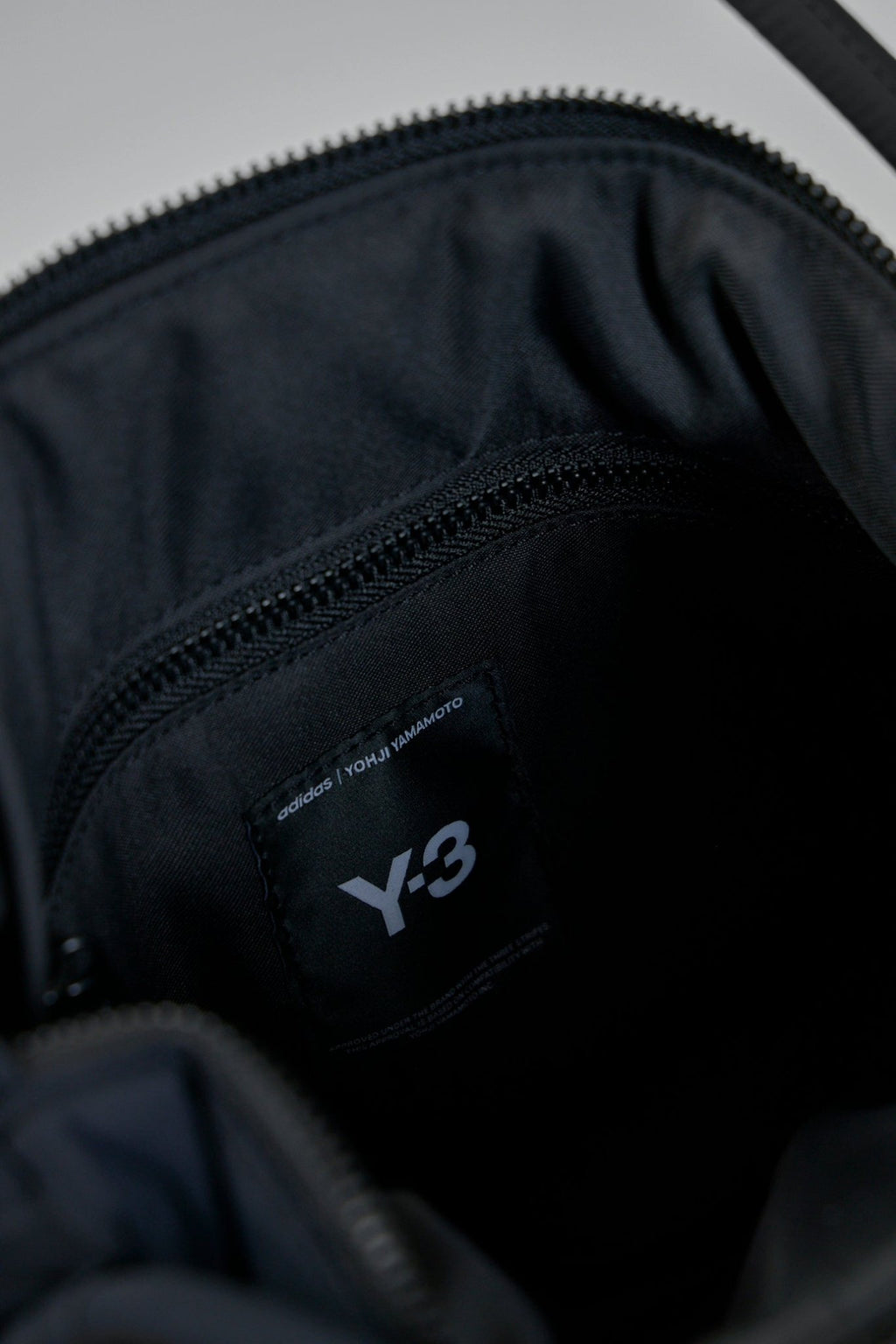 Y - 3 Yohji Yamamoto - Padded Handbag - LABELS