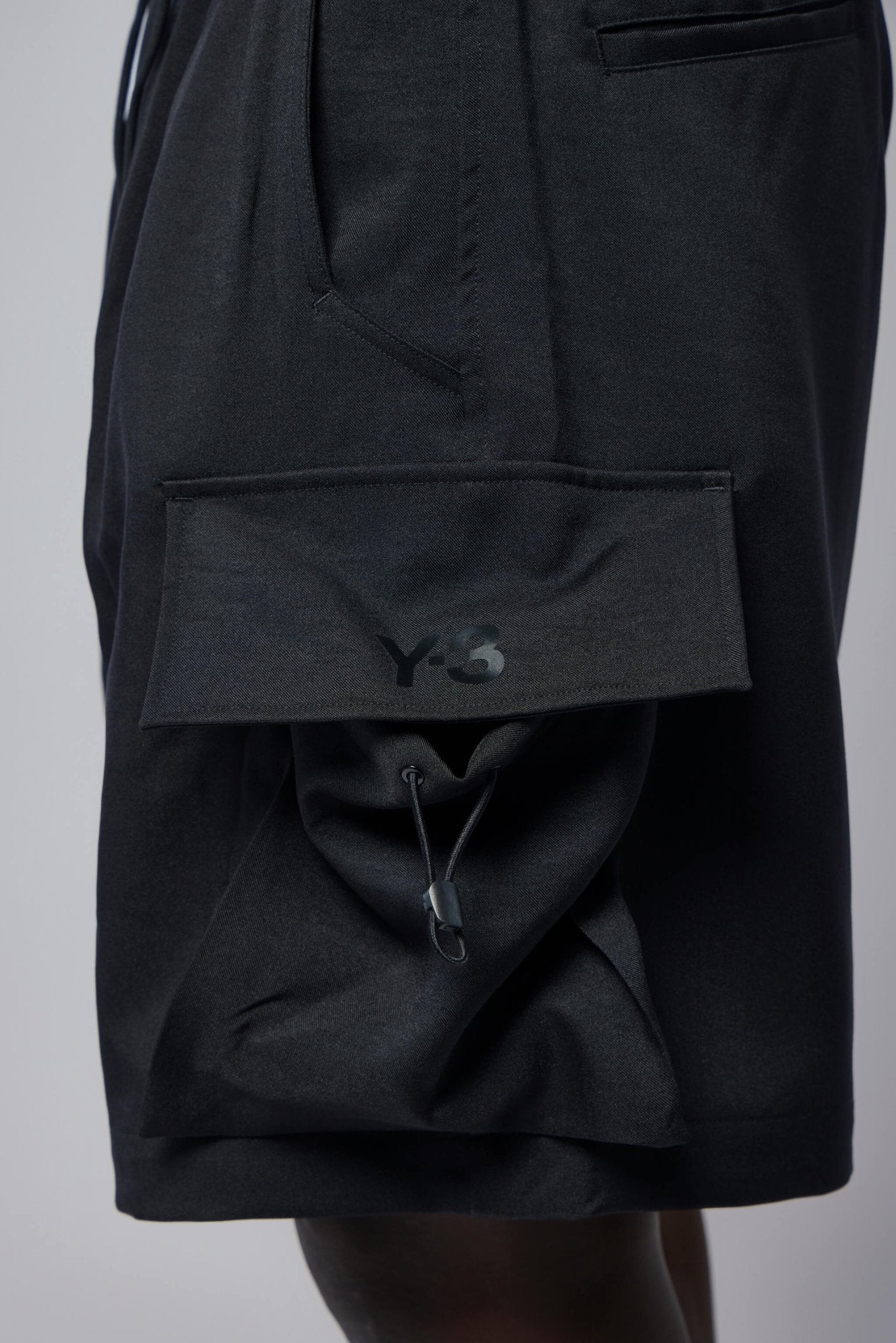 Y-3 Yohji Yamamoto Cargo Pants - Su Cargo Shorts – LABELS