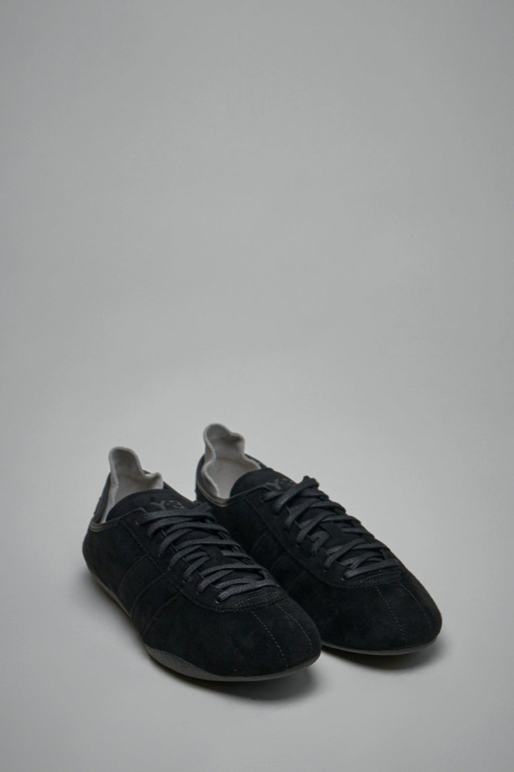 Y - 3 Yohji Yamamoto - Tokyo - LABELS