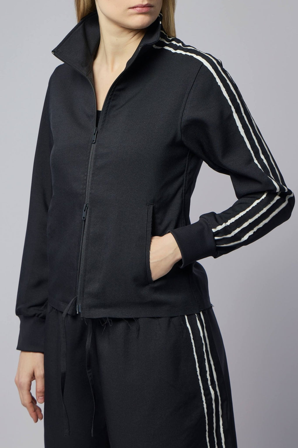 Y - 3 Yohji Yamamoto - W SU RE 3S TT - LABELS