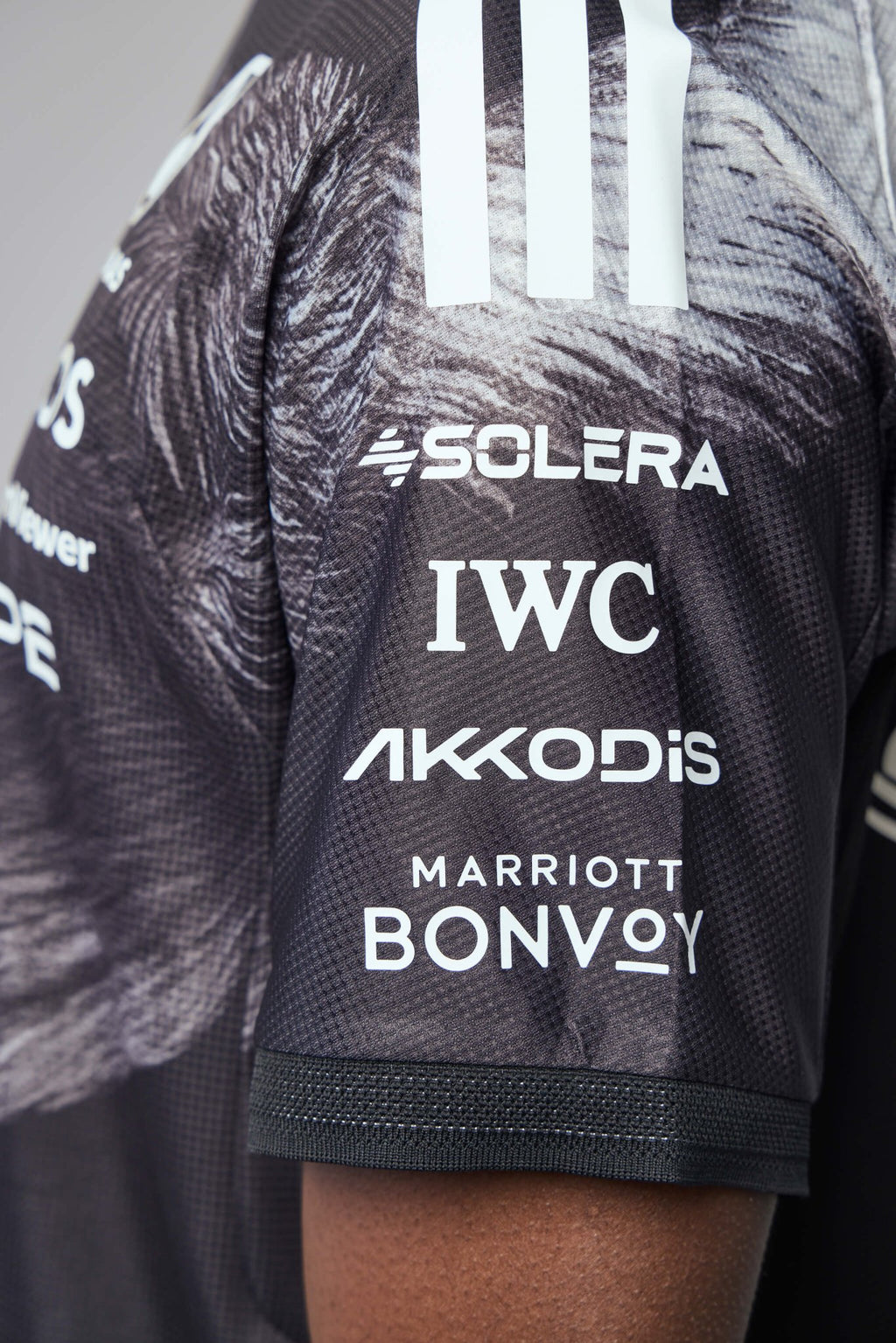 Y - 3 Yohji Yamamoto X AMG - F1 Drvr Ss Jrs - LABELS