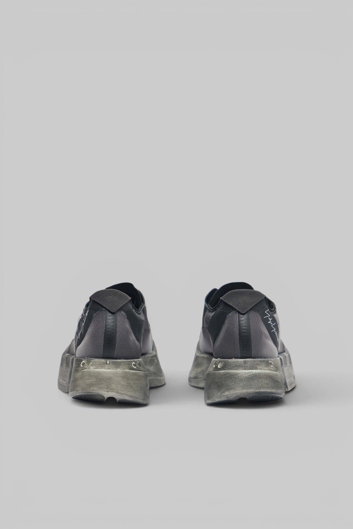 Y-3 sneakers textured rubber sole with distinctive tread pattern