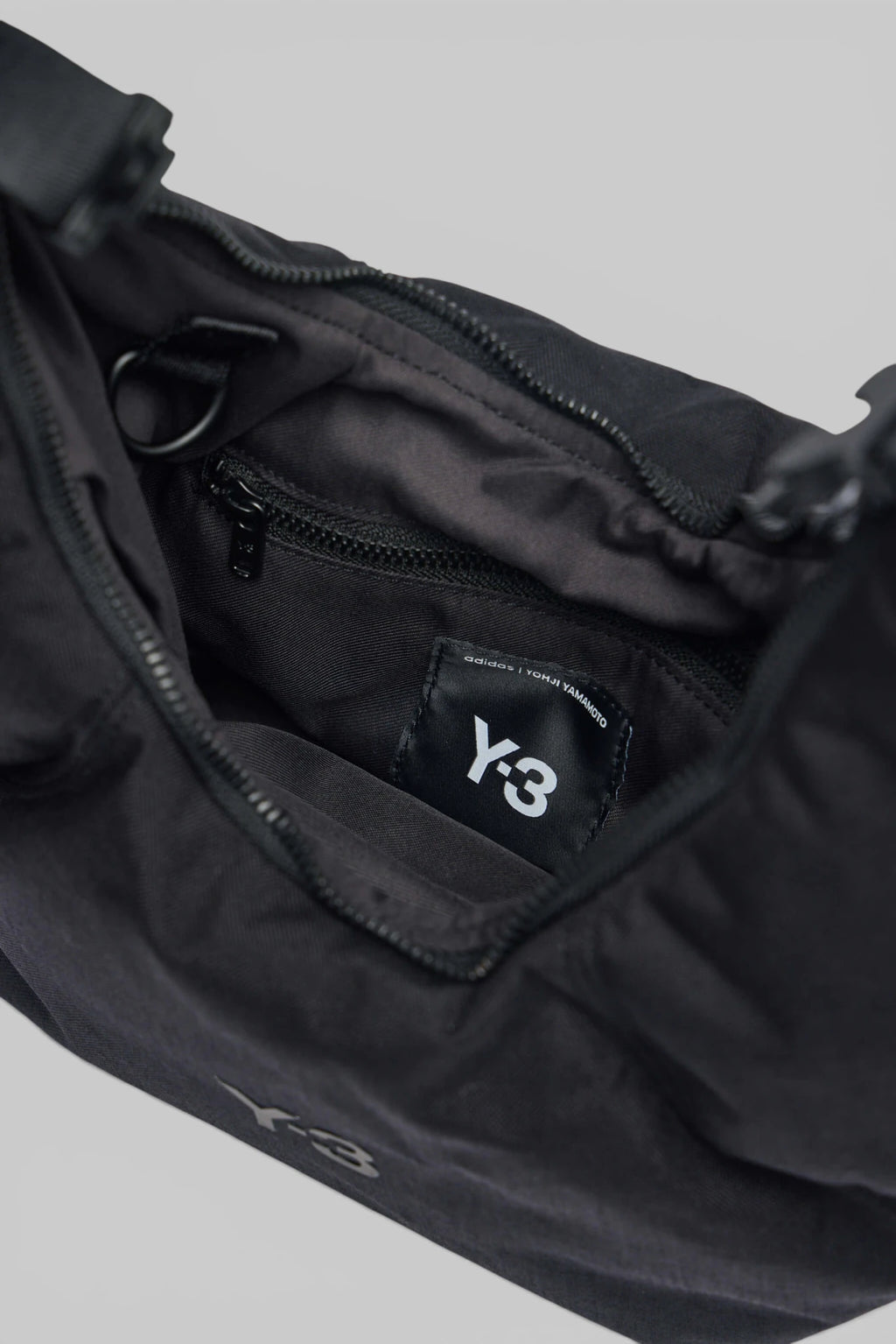 Y-3 Yohji Yamamoto - Y-3 Crescen Bag - LABELS