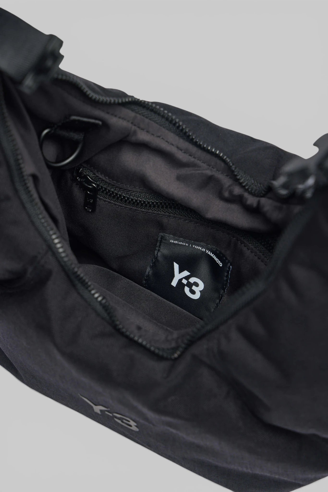 Y-3 Yohji Yamamoto - Y-3 Crescen Bag - LABELS