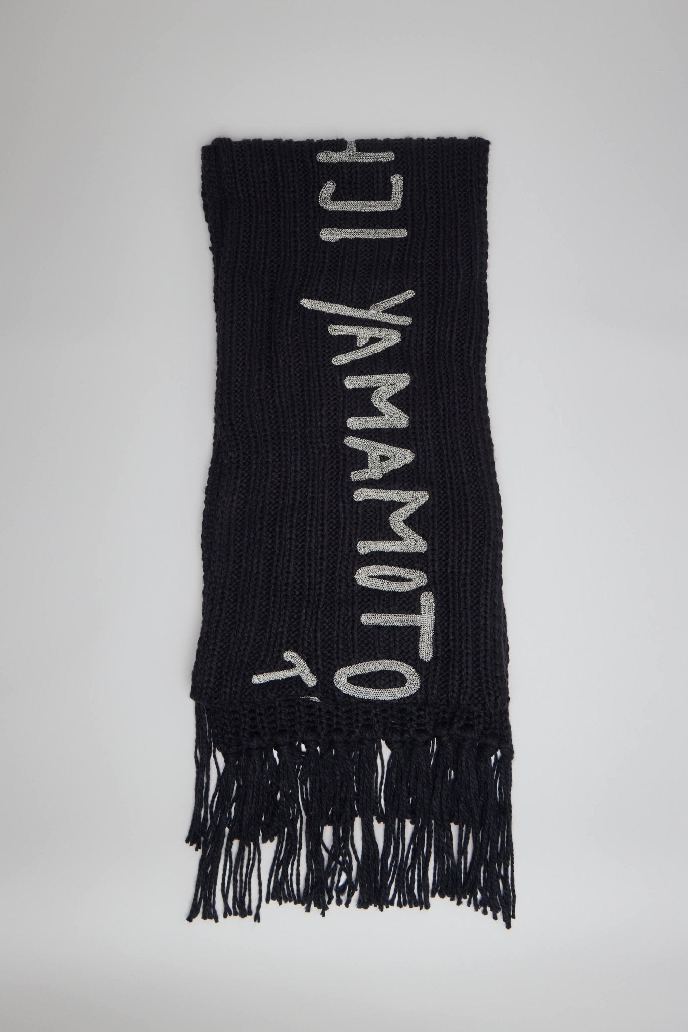 Y-3 Oversized Scarf – LABELS