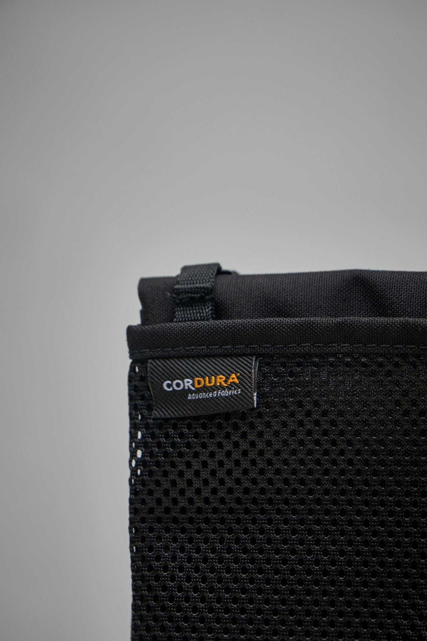 Y - 3 Yohji Yamamoto - Y - 3 Pouch - LABELS