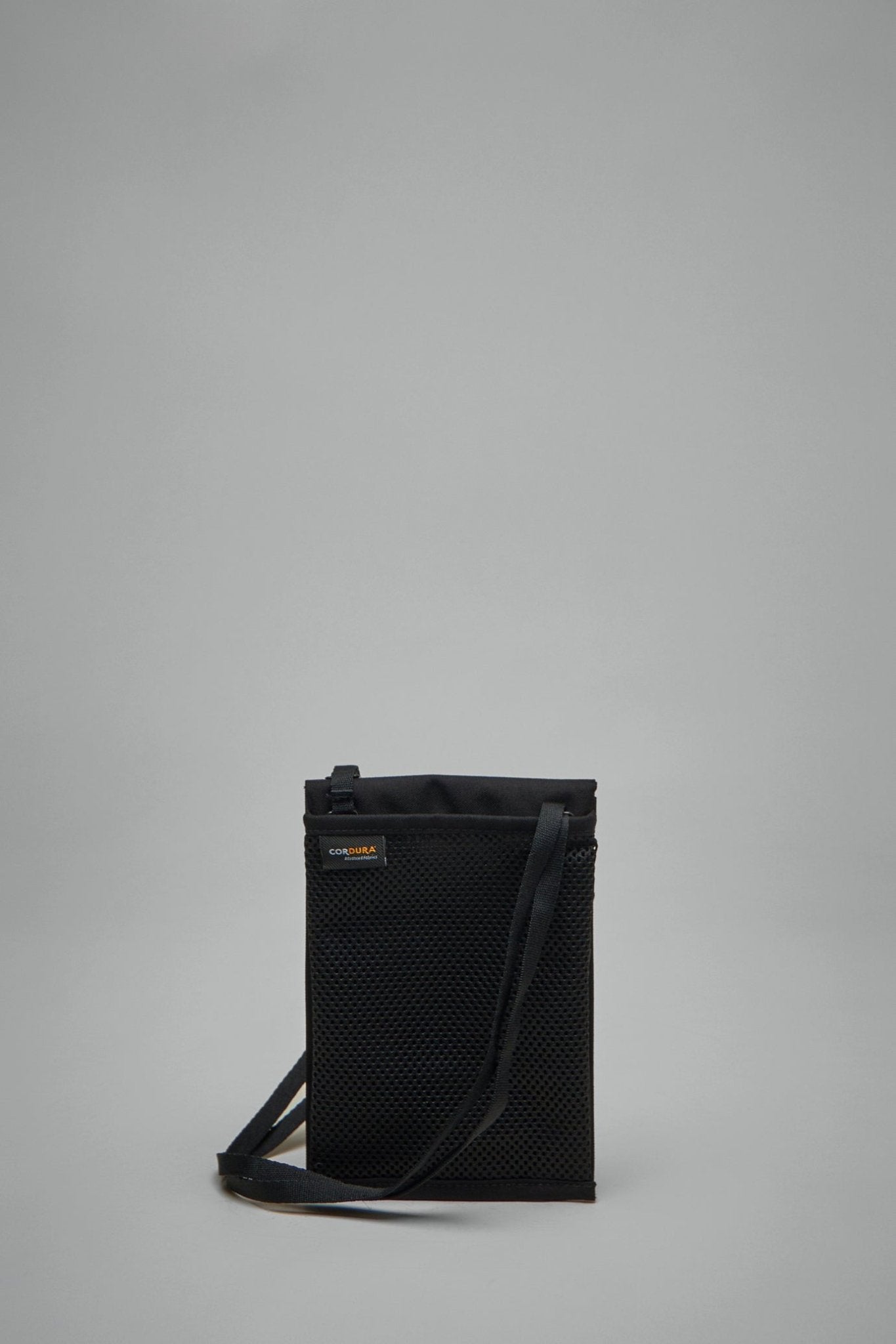 Y - 3 Yohji Yamamoto - Y - 3 Pouch - LABELS