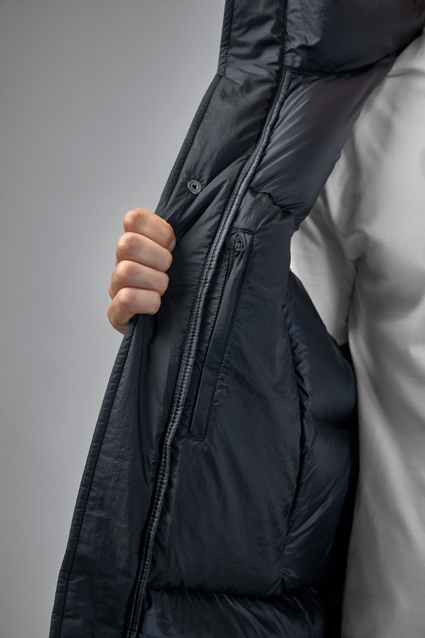 Y - 3 Yohji Yamamoto - Y - 3 Puff Vest - LABELS