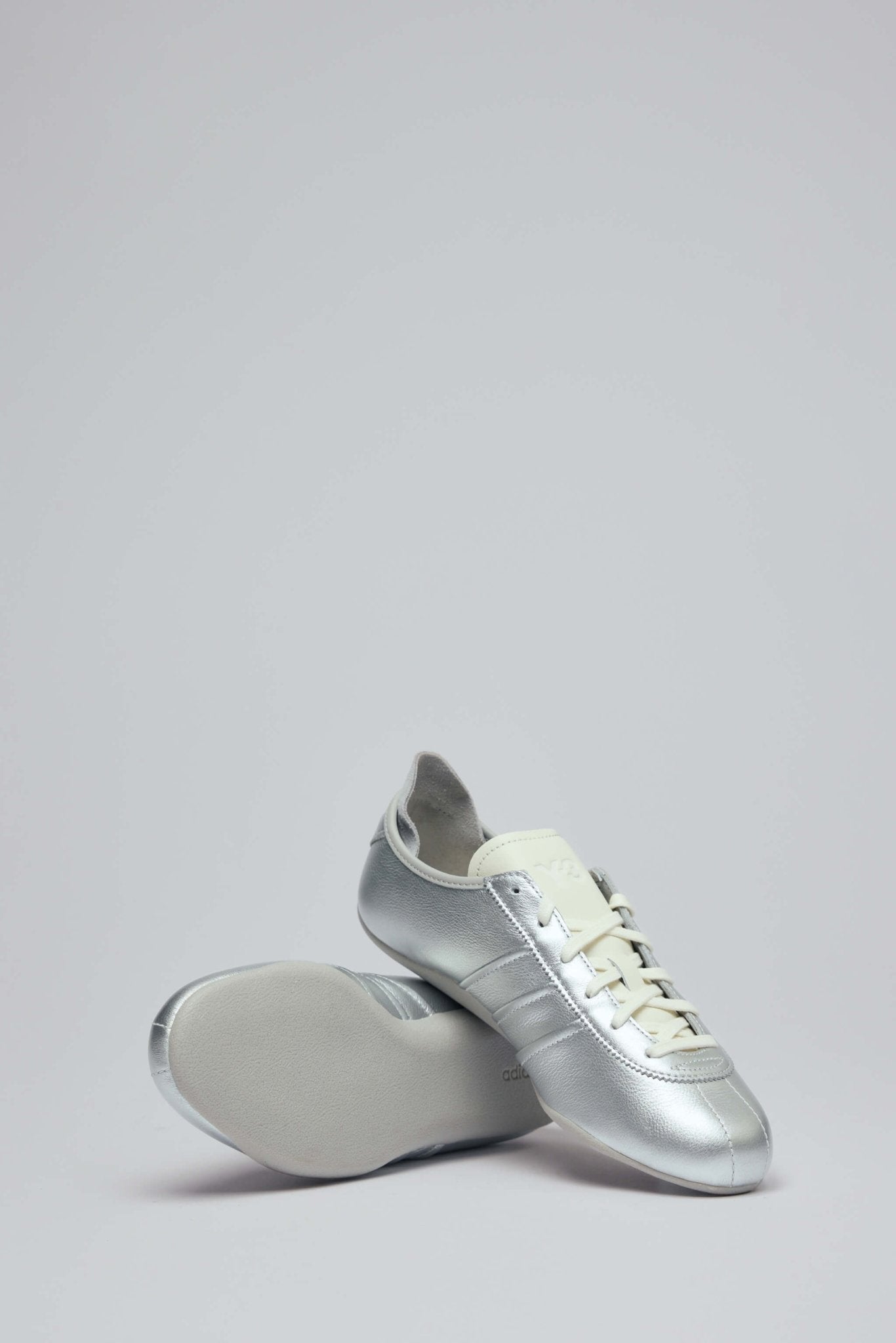 Y - 3 Yohji Yamamoto - Y - 3 Tokyo - LABELS