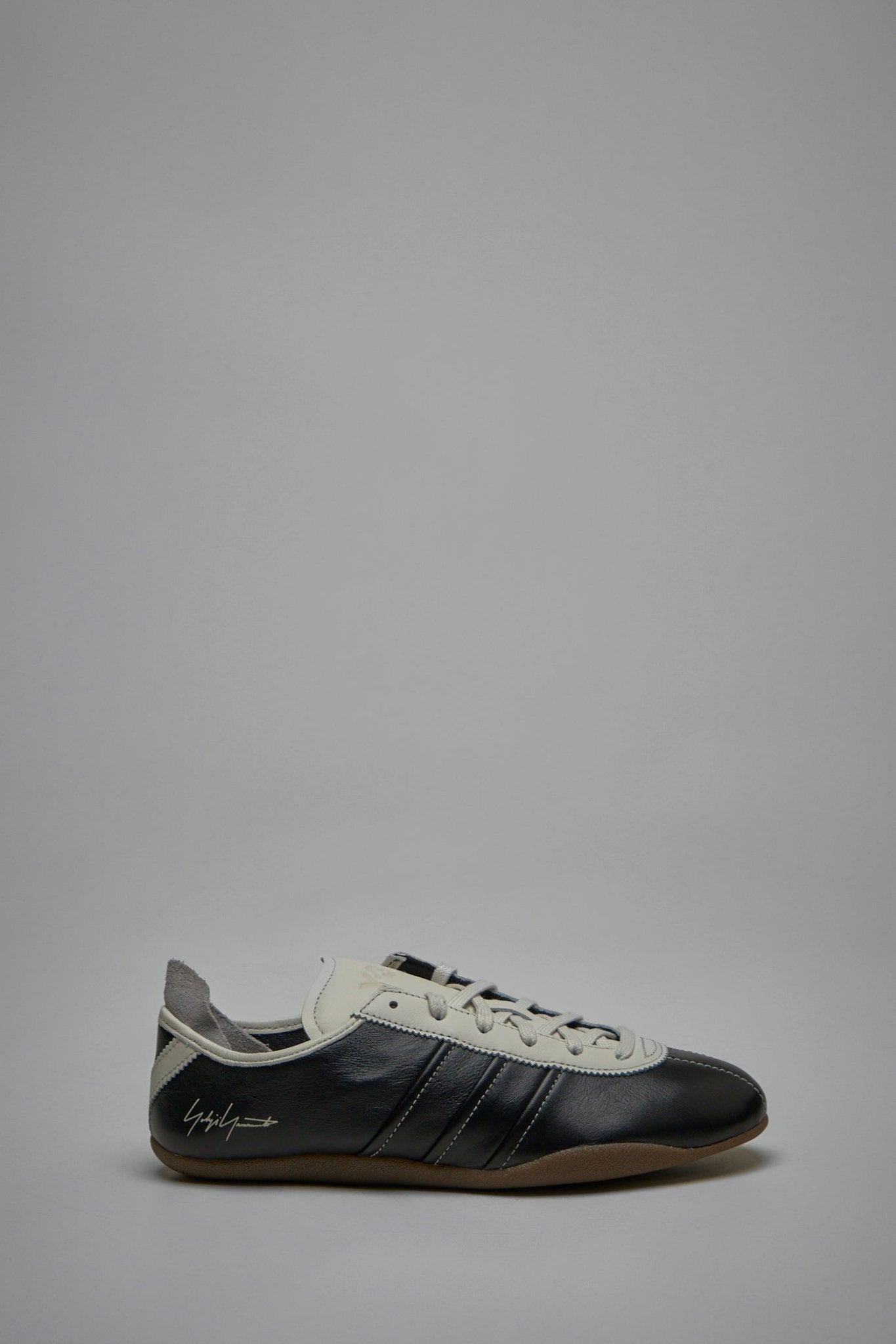 【美品】adidas Y-3 YOHJI YAMAMOTO ワンピース 刺繍ロゴ 美品】adidas Y-3 YOHJI YAMAMOTO ワンピース 刺繍ロゴ 美品】adidas Y