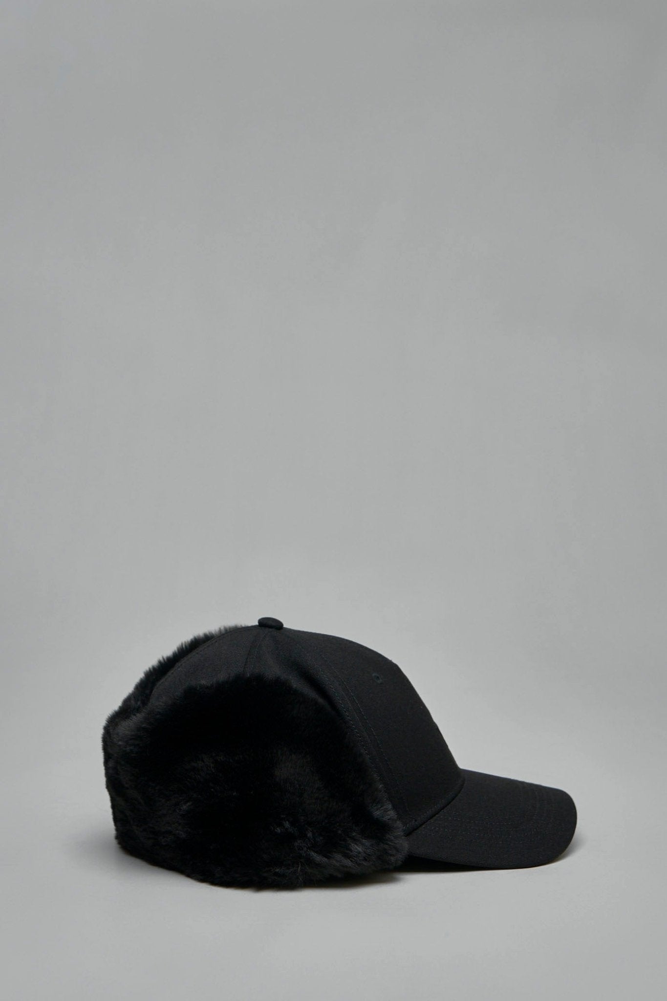 Y - 3 Yohji Yamamoto - Y - 3 Winter Cap Black - LABELS