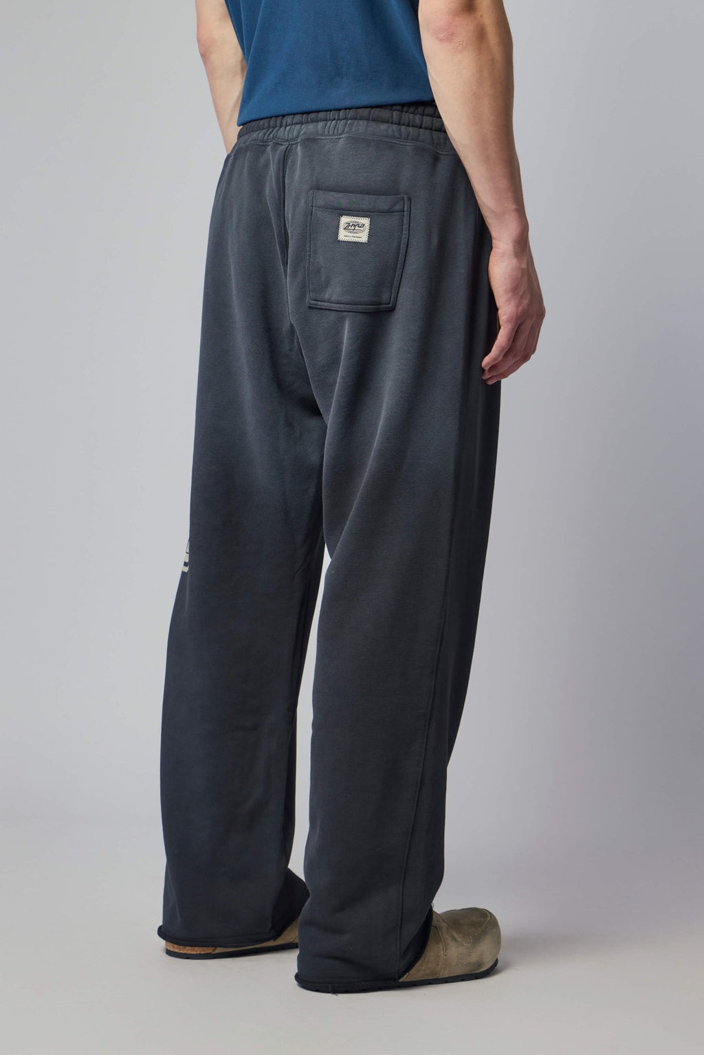 Zhyro - College Sweatpants - LABELS
