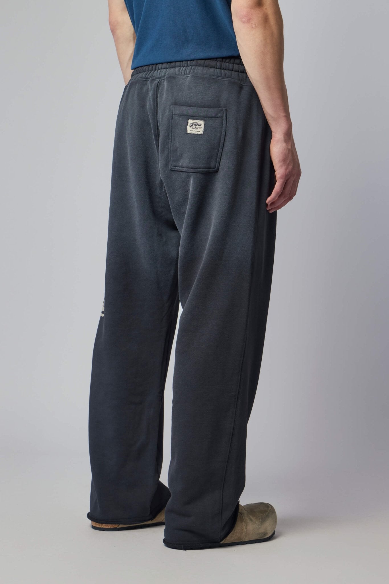 Zhyro - College Sweatpants - LABELS