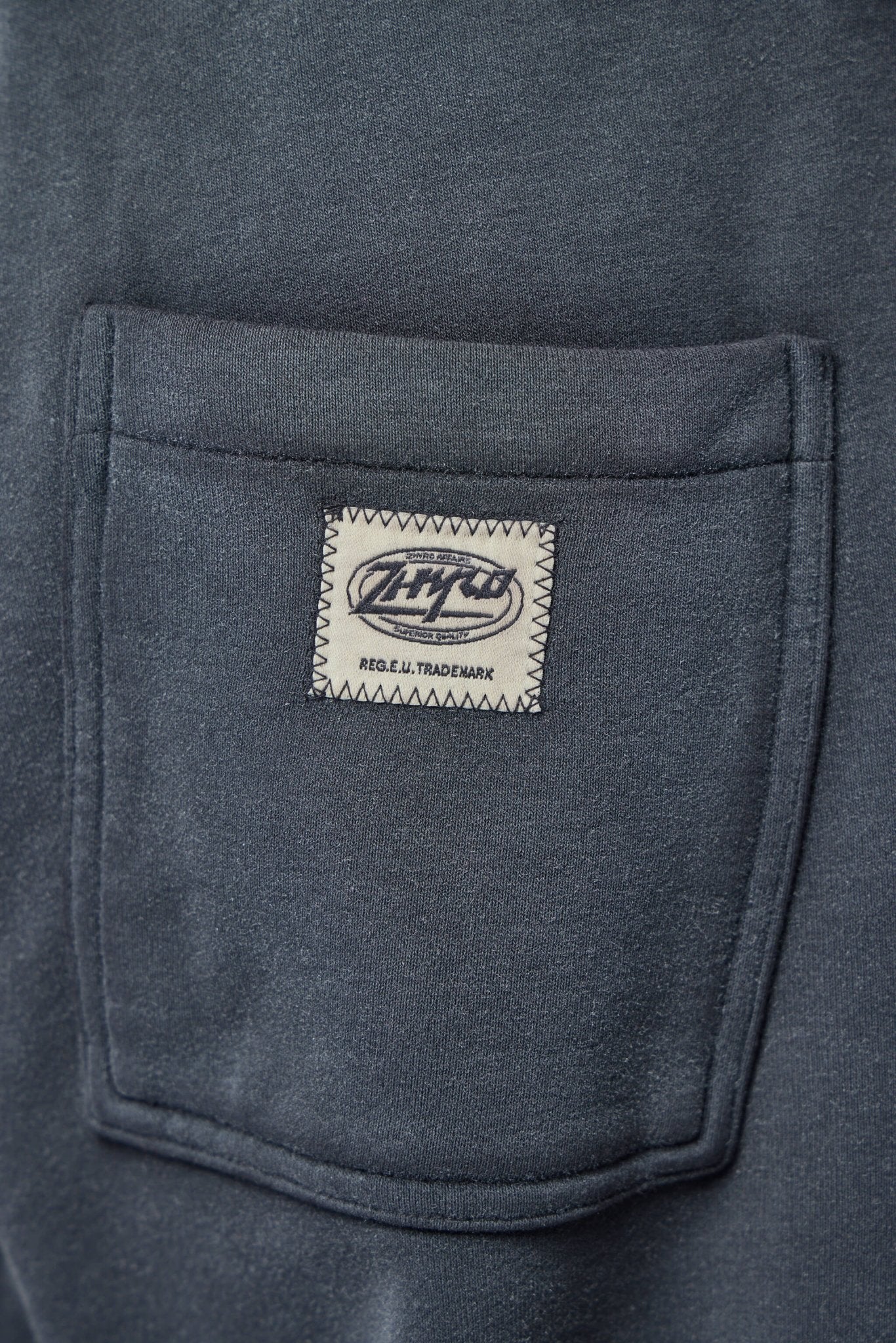 Zhyro - College Sweatpants - LABELS