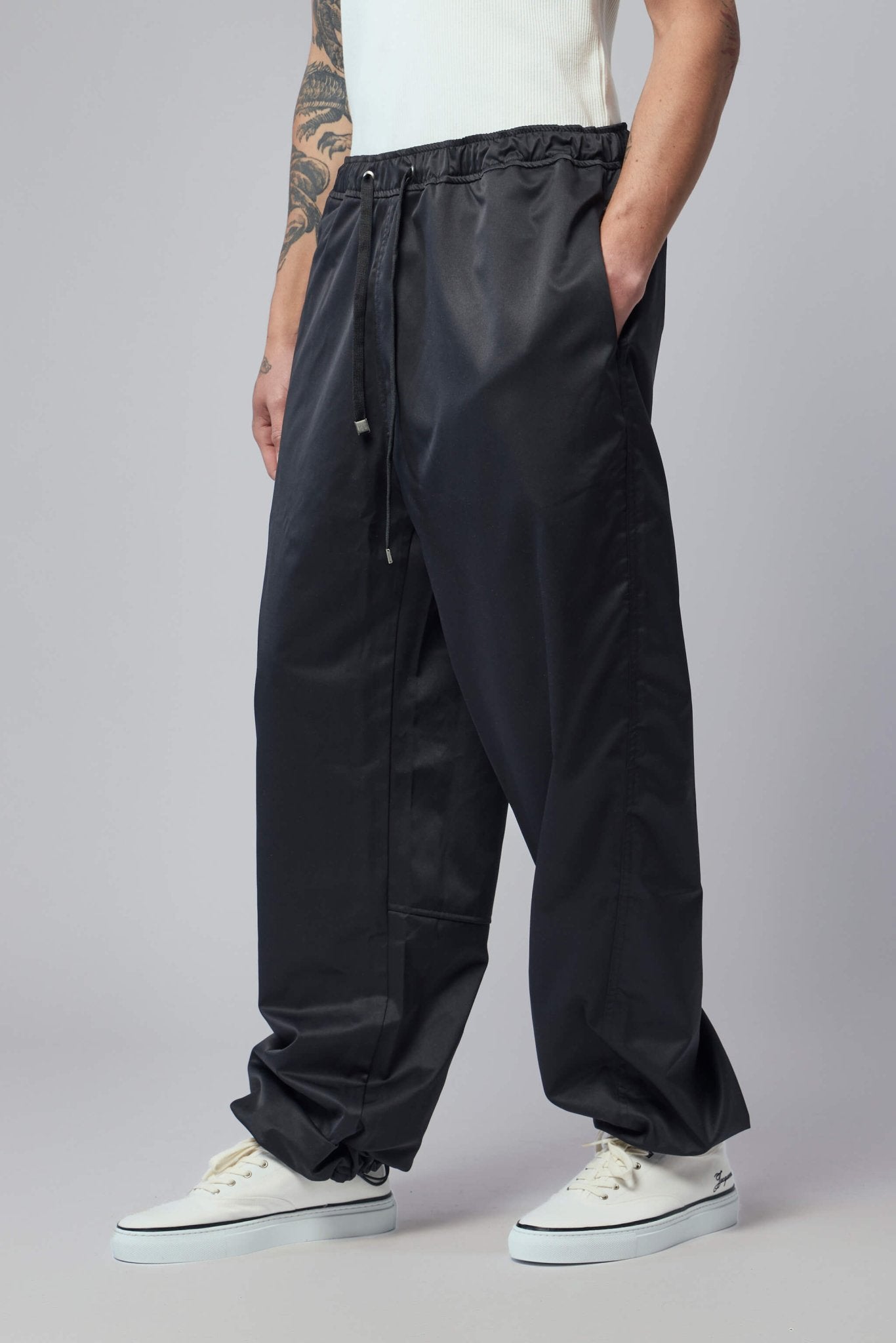 Zhyro - Parachute Pants - LABELS