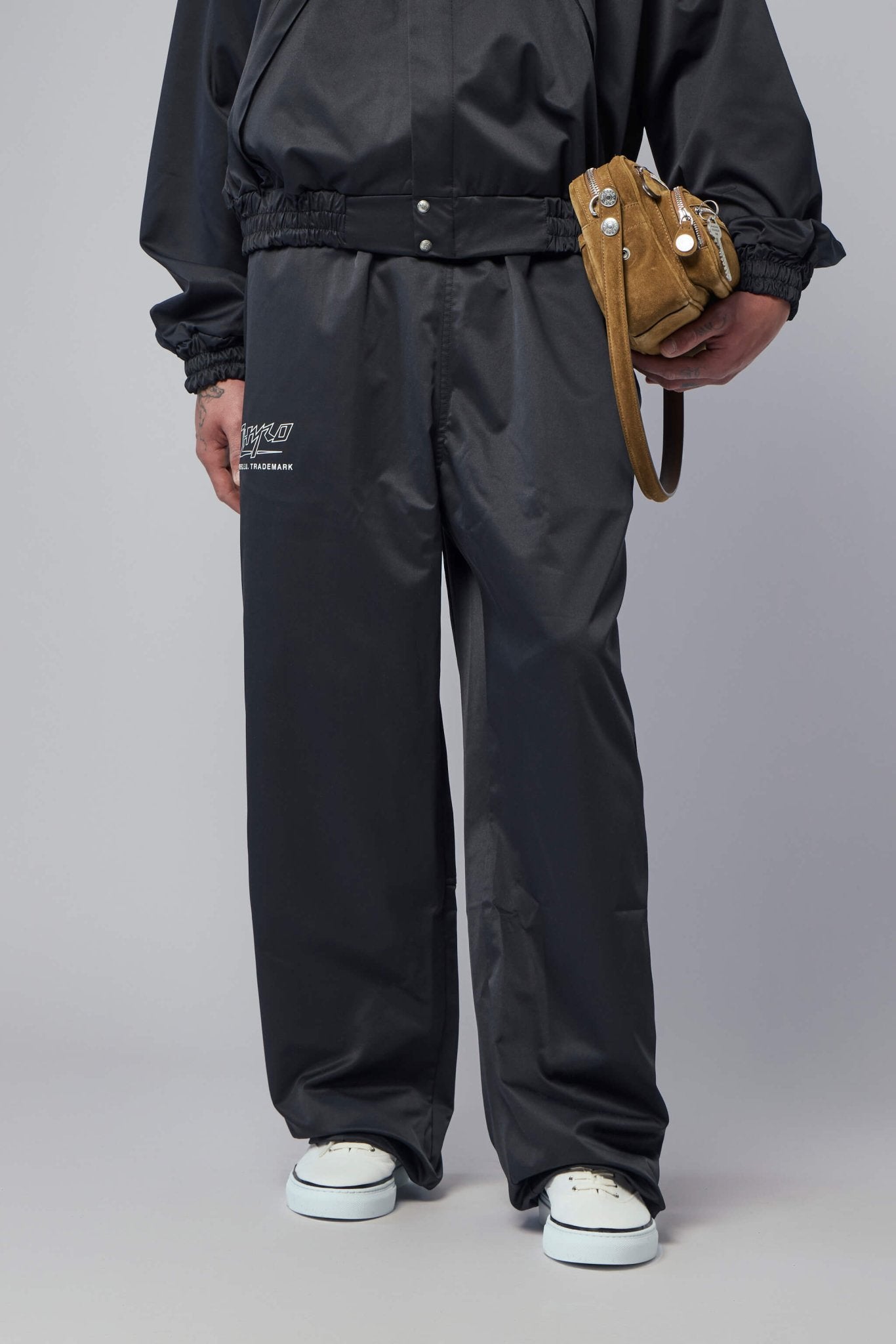 Zhyro - Parachute Pants - LABELS