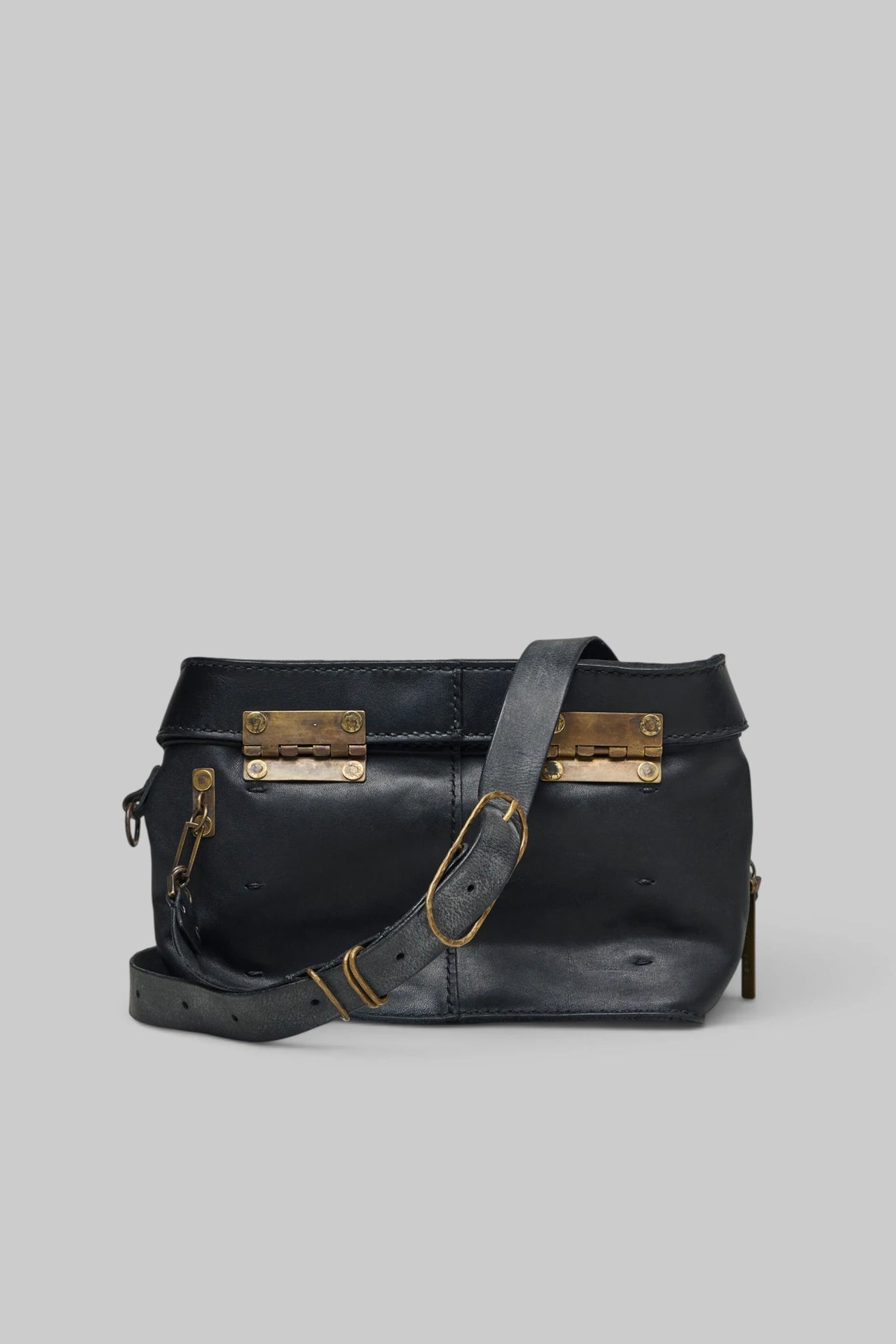 Ziggy Chen - Leather Messtin Box Bag - LABELS